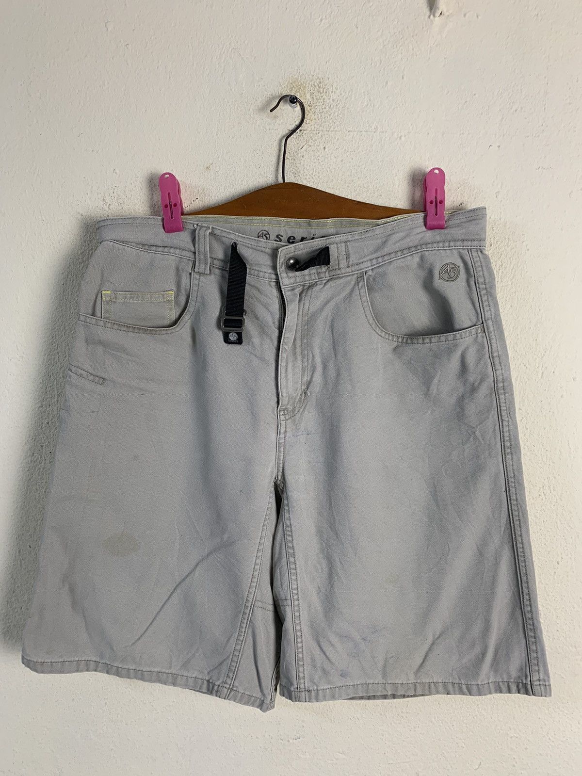 The North Face The North Face Short Pants Size US 32 / EU 48 - 1 Thumbnail