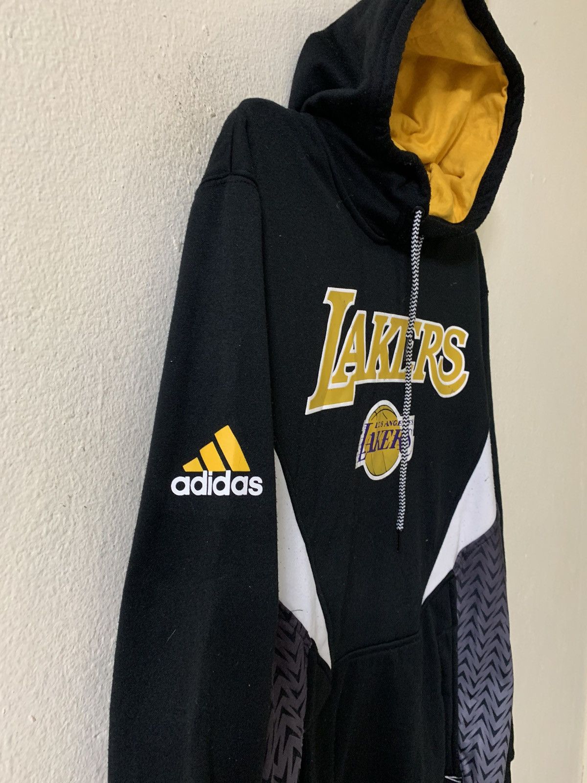Adidas Adidas LA Lakers Hoodie Size US M / EU 48-50 / 2 - 5 Thumbnail