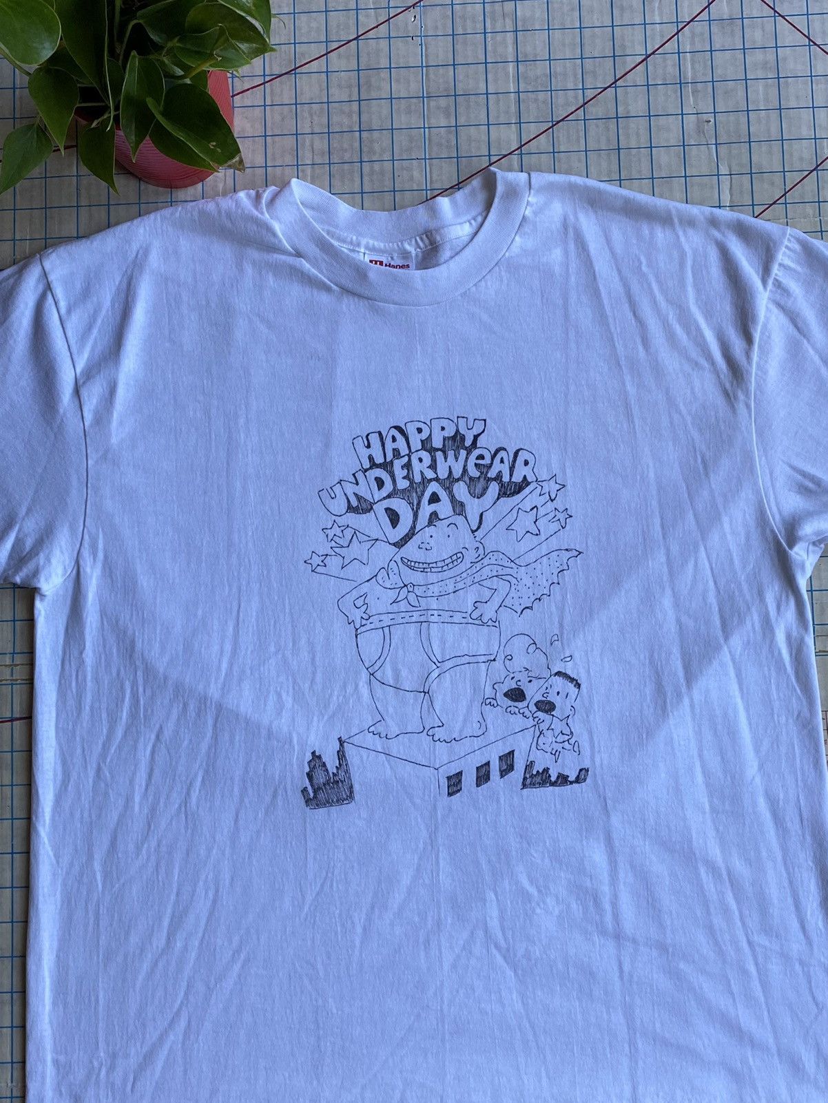 Vintage Vintage Captain Underpants Happy Underwear Day Tee Size XL Size US XL / EU 56 / 4 - 3 Thumbnail
