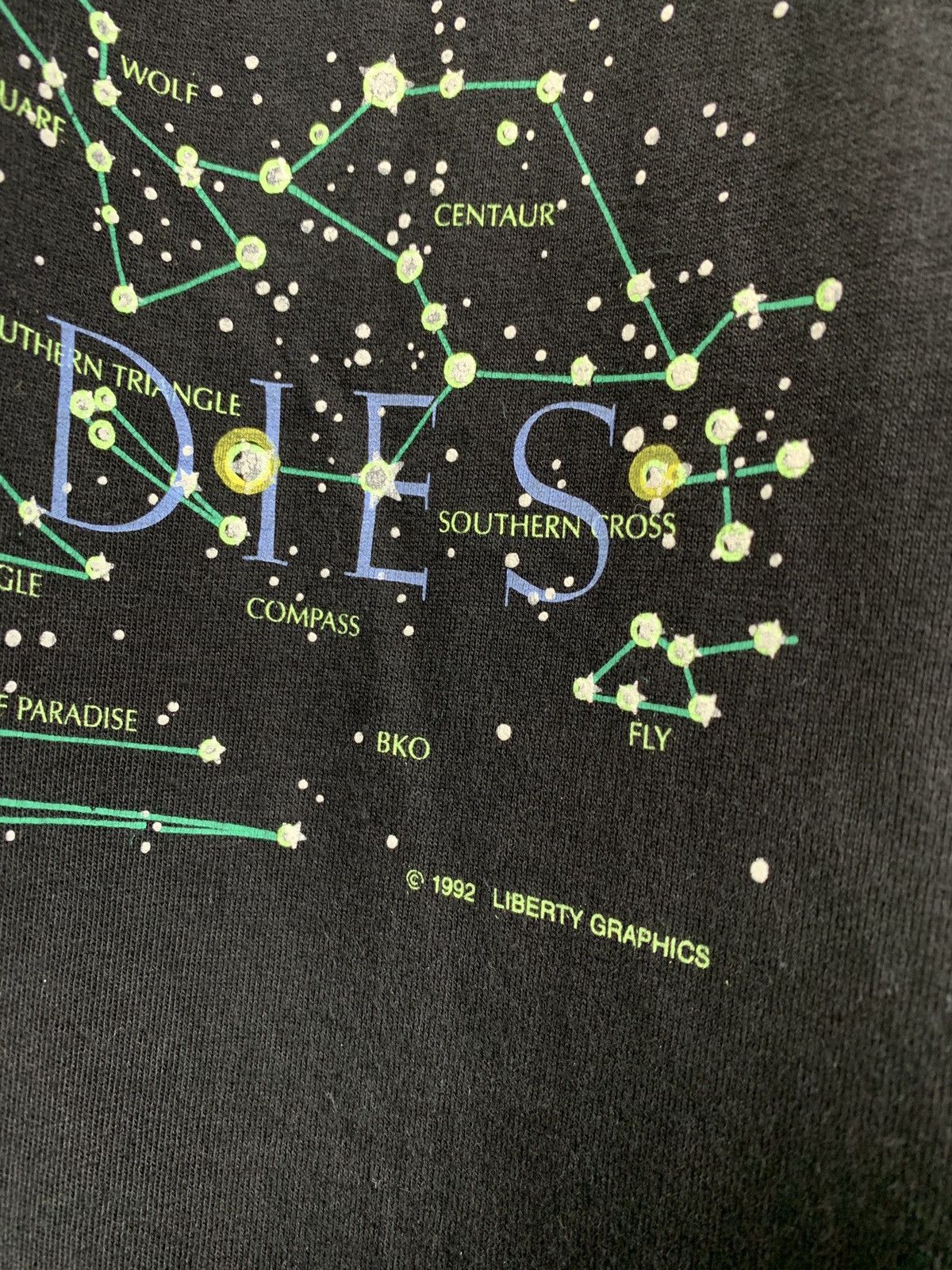Vintage 1992 Vintage Heavenly Bodies Constellation Astronomy T-Shirt Size US L / EU 52-54 / 3 - 5 Thumbnail