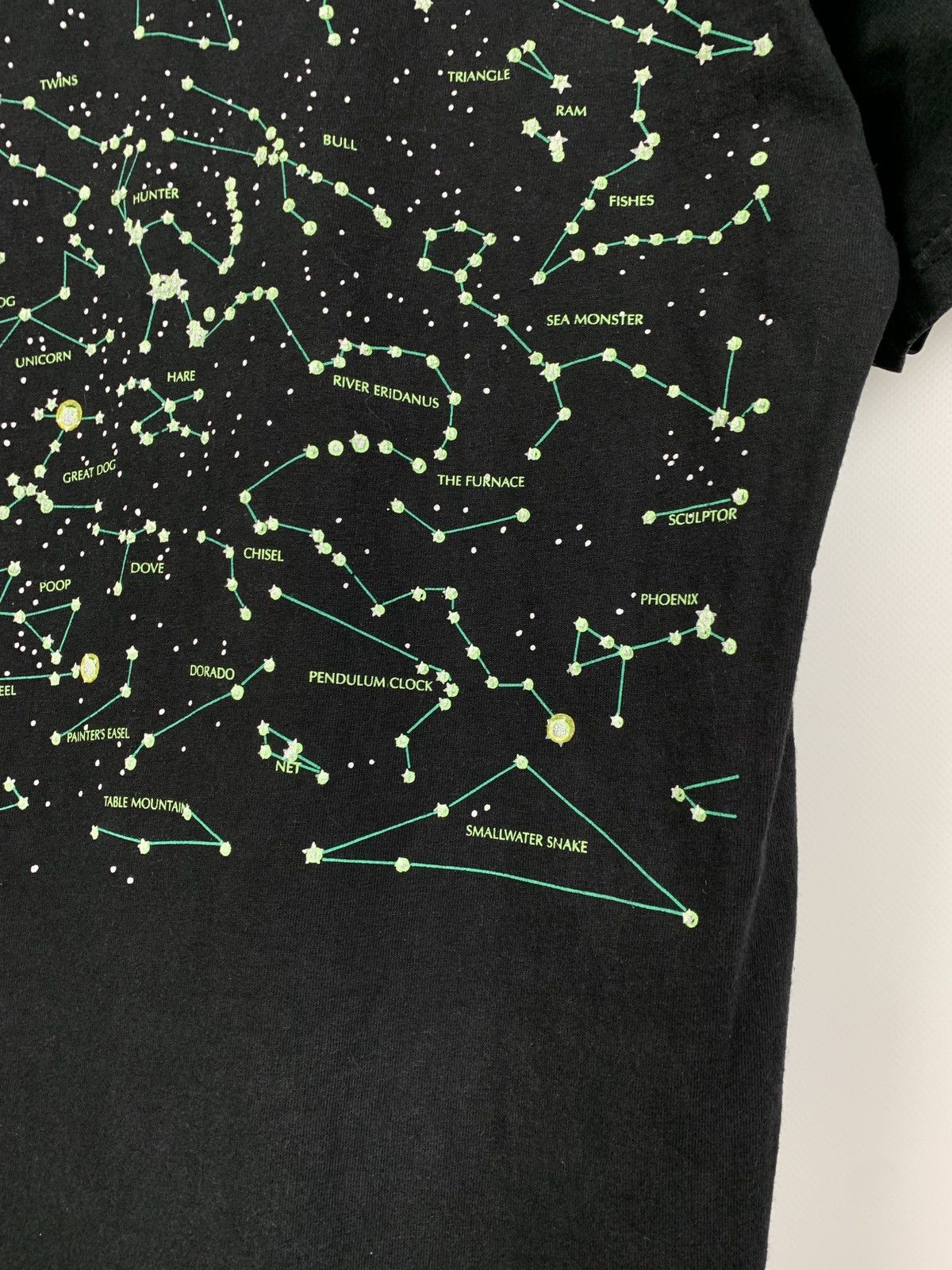 Vintage 1992 Vintage Heavenly Bodies Constellation Astronomy T-Shirt Size US L / EU 52-54 / 3 - 12 Thumbnail