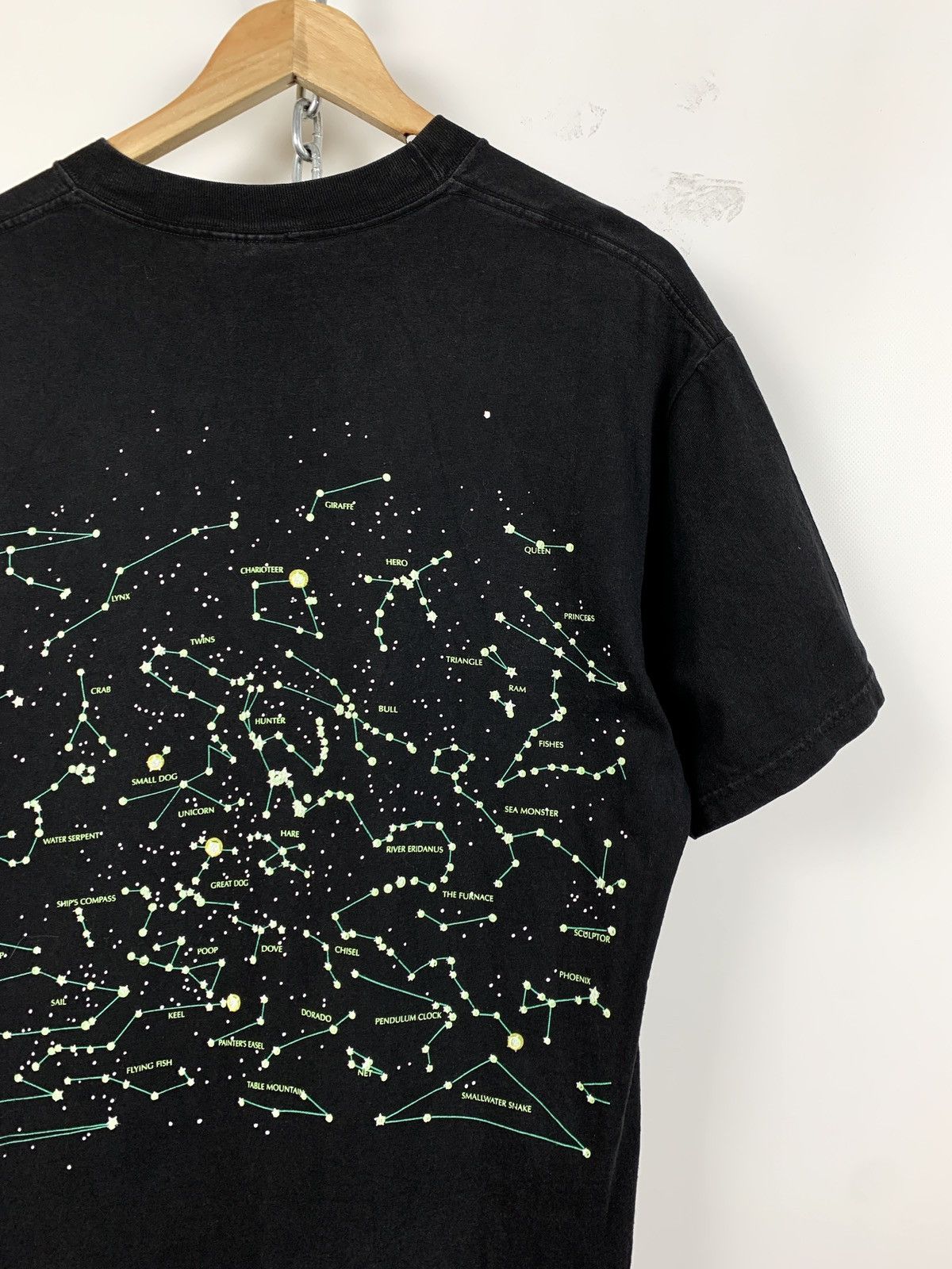 Vintage 1992 Vintage Heavenly Bodies Constellation Astronomy T-Shirt Size US L / EU 52-54 / 3 - 9 Thumbnail