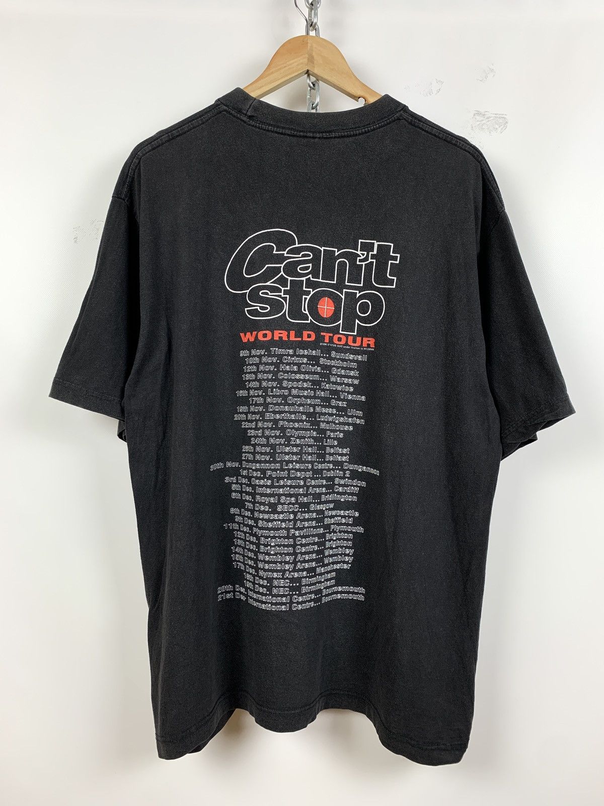 Band Tees 1996 Vintage Status Quo Can’t Stop Tour T-Shirt Size US XL / EU 56 / 4 - 2 Thumbnail
