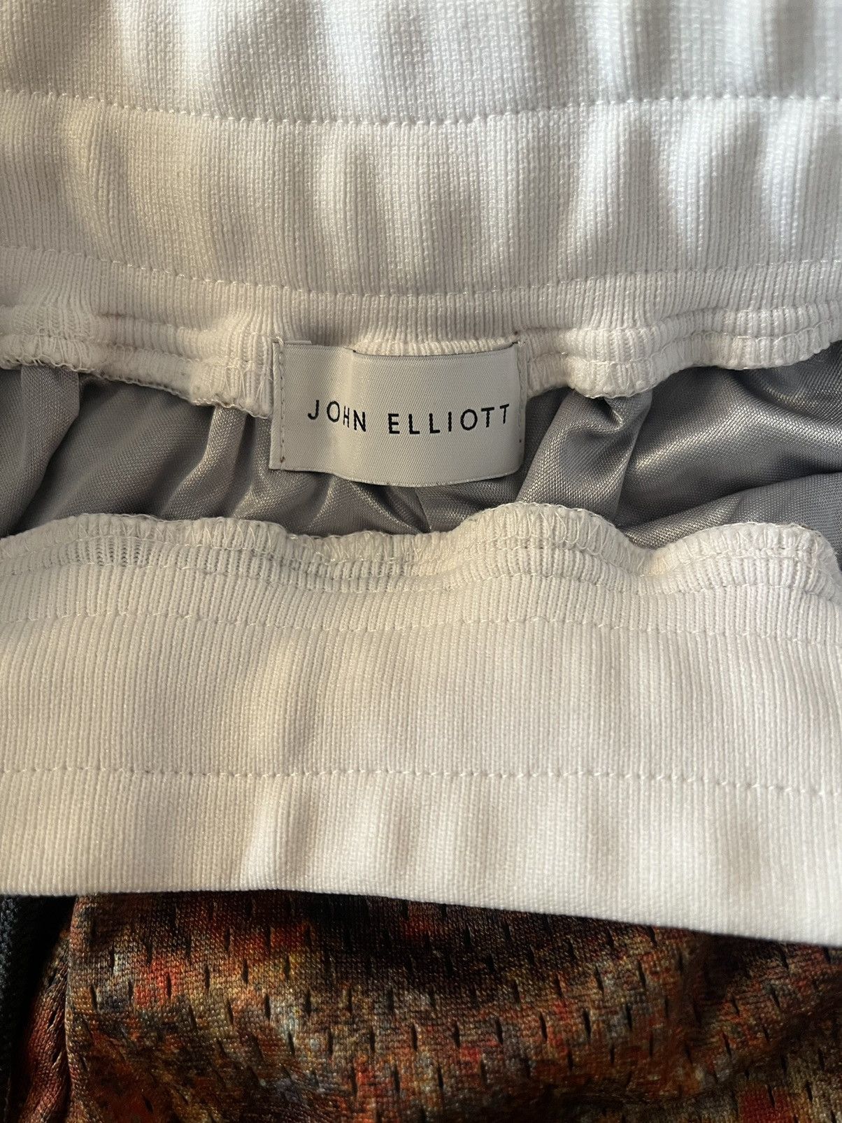 John Elliott John Elliott game shorts crash 💥 size small Size US 31 - 5 Thumbnail