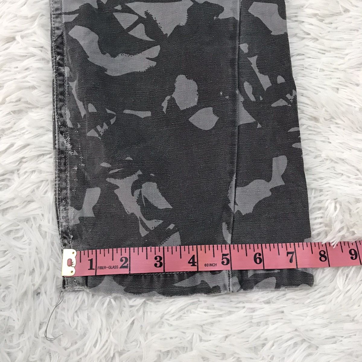 Japanese Brand Camo Cargo Multipockets Pant Size US 33 - 19 Thumbnail