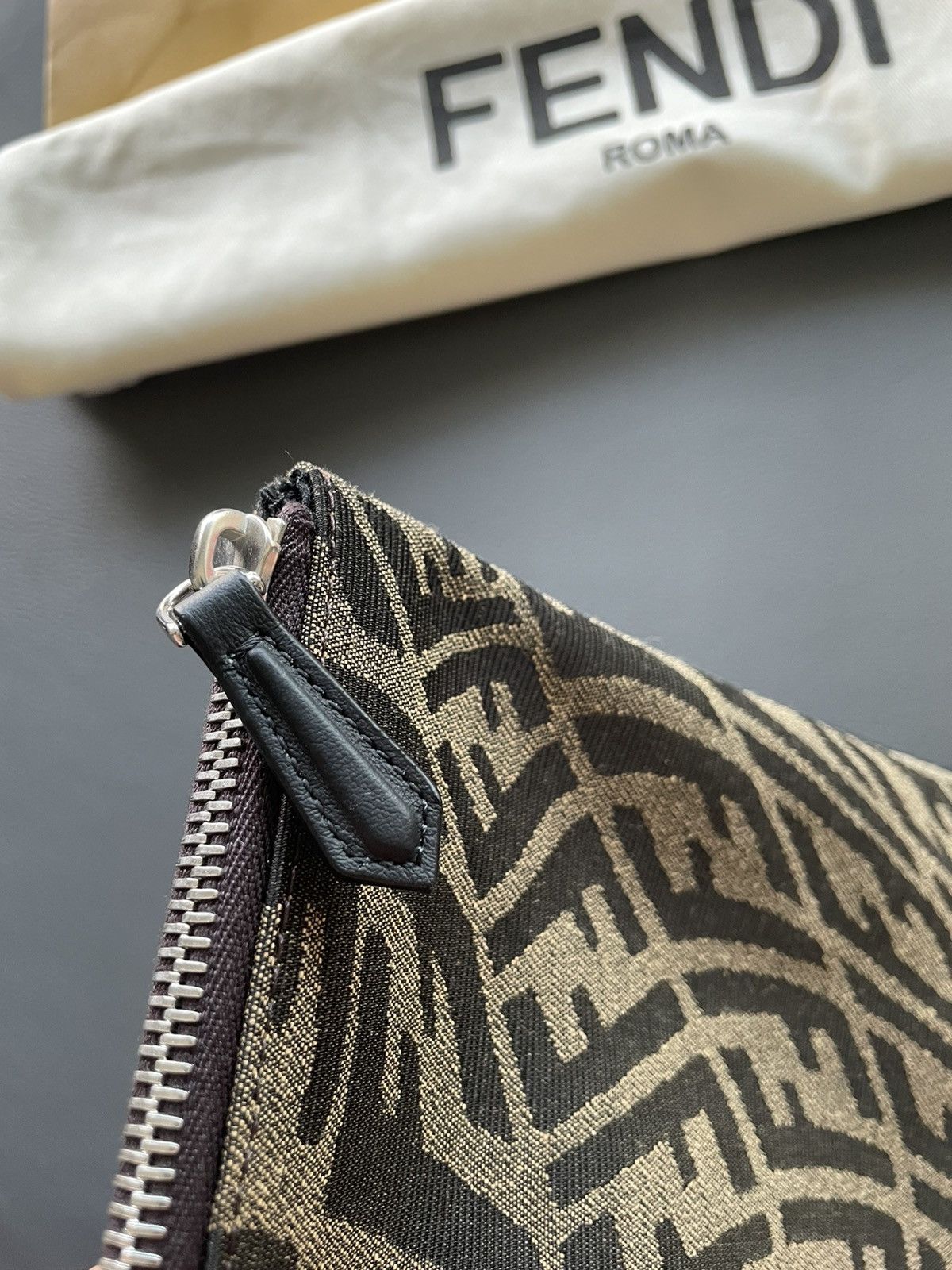 Fendi Limited Edition Brand New Super Runway FF Logo Pouch Bag Size ONE SIZE - 21 Thumbnail
