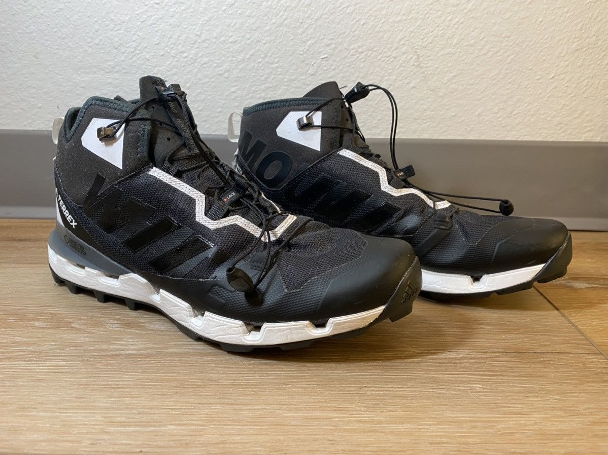 Adidas × White Mountaineering White Mountaineering x Terrex Fast GTX-Surround 'Carbon' Size US 12 / EU 45 - 1 Thumbnail