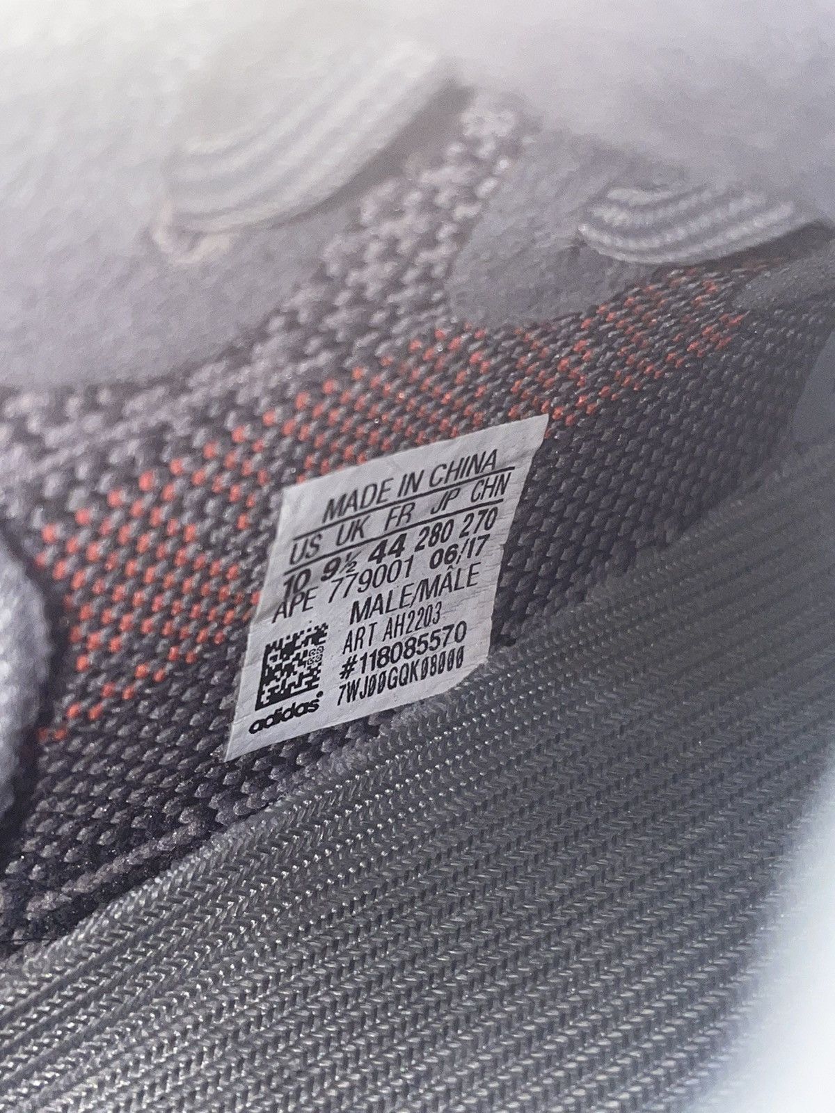 Adidas × Kanye West Yeezy 350 v2 Beluga 2.0 Size US 10 / EU 43 - 6 Thumbnail