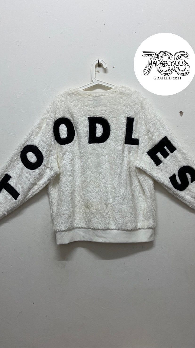 BIG TOODLES LETTERING SWEATER