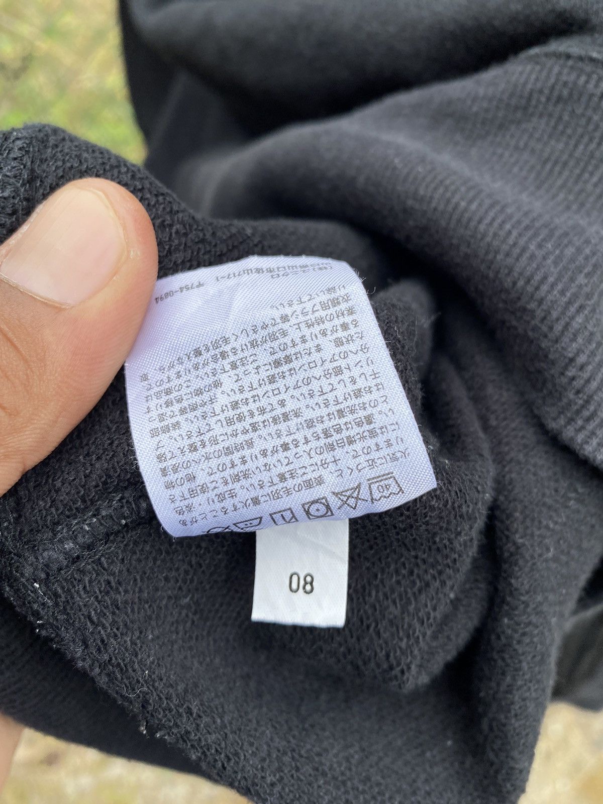Kaws × Uniqlo Kaws X Peanuts Uniqlo UT Sweater Size US L / EU 52-54 / 3 - 9 Thumbnail