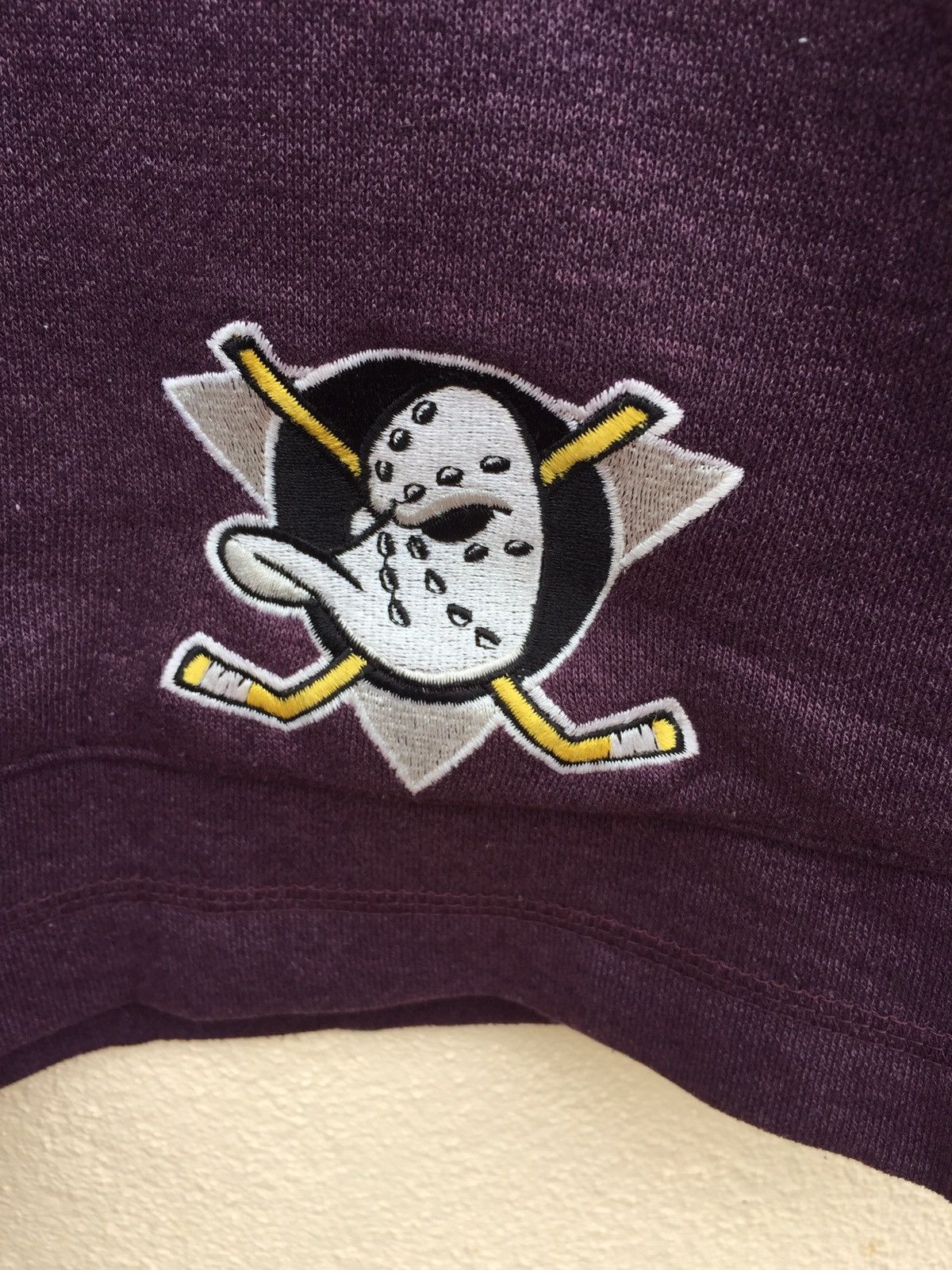 NHL Vintage Stater The Mighty Ducks Raglan Sweatshirt Size US S / EU 44-46 / 1 - 4 Thumbnail