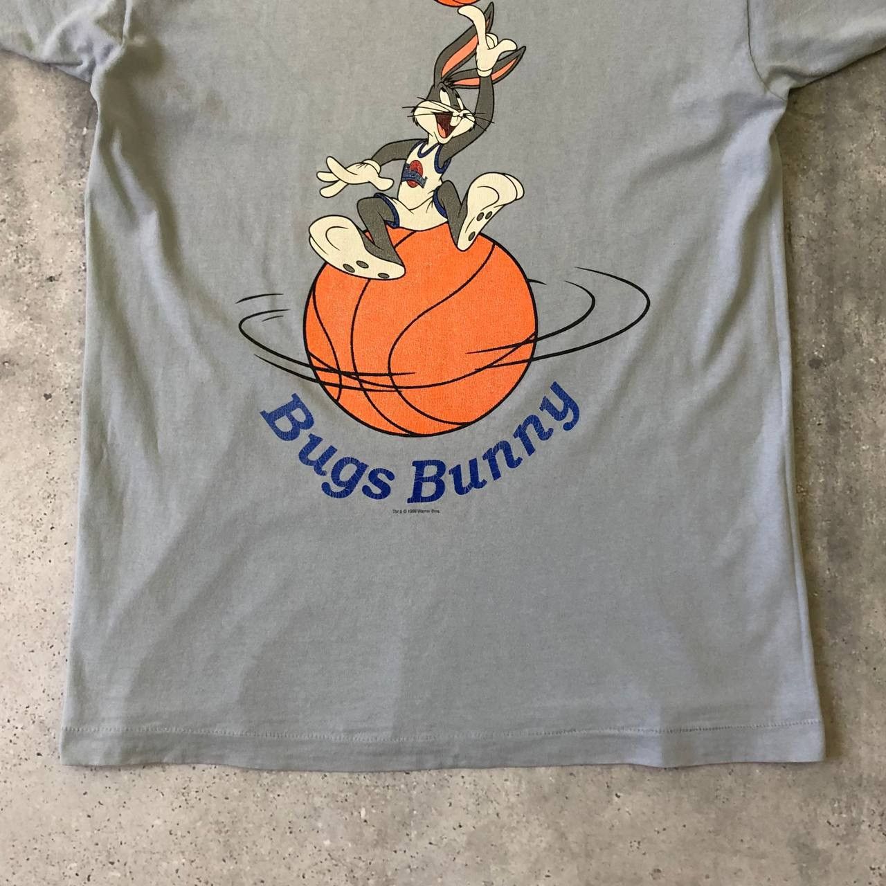 Vintage Vintage 90s Space Jam Bugs Bunny T Shirt Blue Size L Size US L / EU 52-54 / 3 - 3 Thumbnail