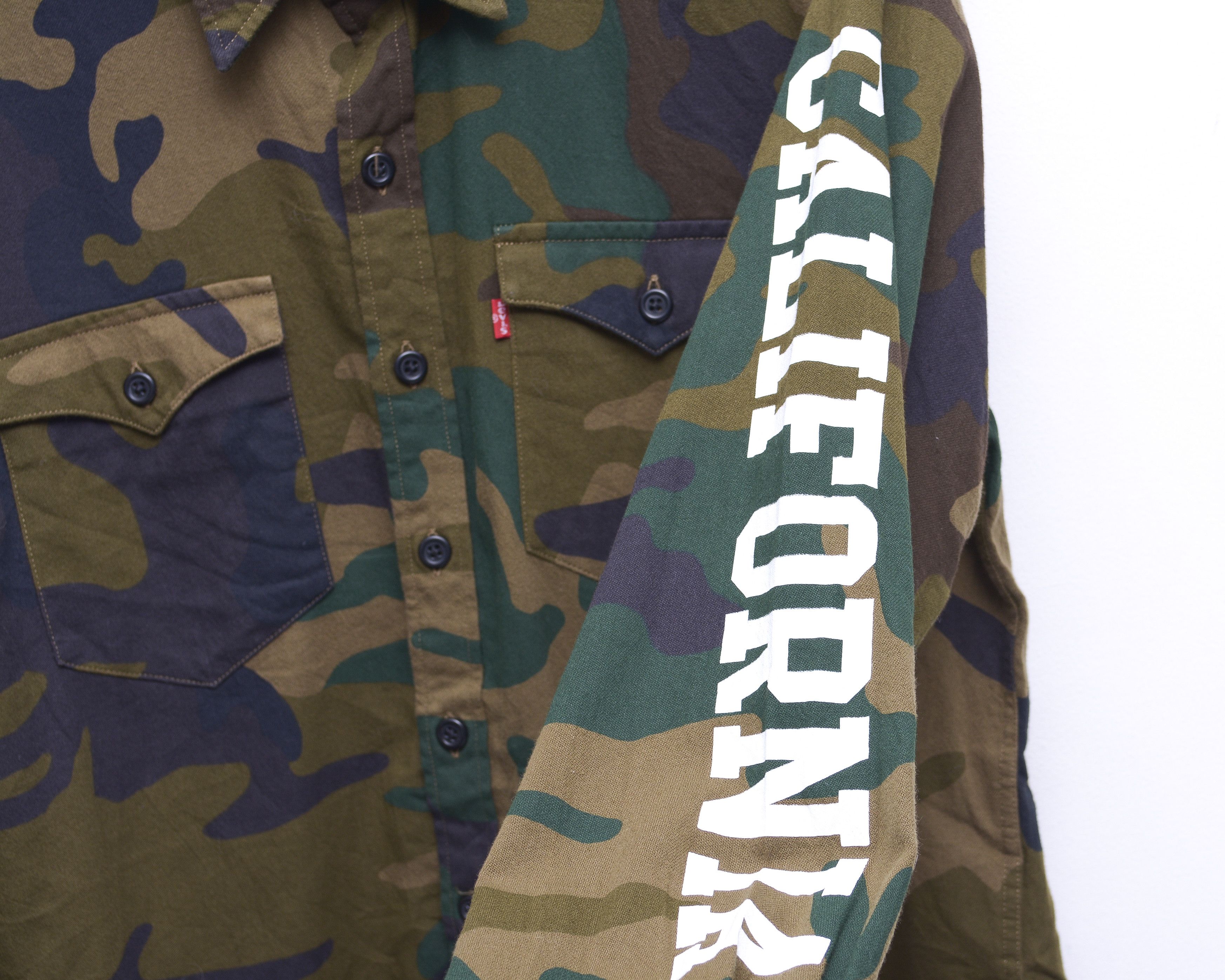 Levi's S Camo Shirt Spellout Logo Long Sleeve Casual Army Combats Size US S / EU 44-46 / 1 - 6 Thumbnail