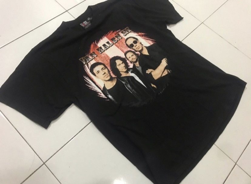 Band Tees × Vintage 🔥Vintage🔥 90’s Van Hallen World Tour Tee Size US M / EU 48-50 / 2 - 5 Thumbnail
