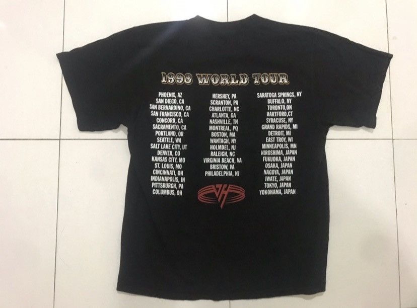 Band Tees × Vintage 🔥Vintage🔥 90’s Van Hallen World Tour Tee Size US M / EU 48-50 / 2 - 6 Thumbnail