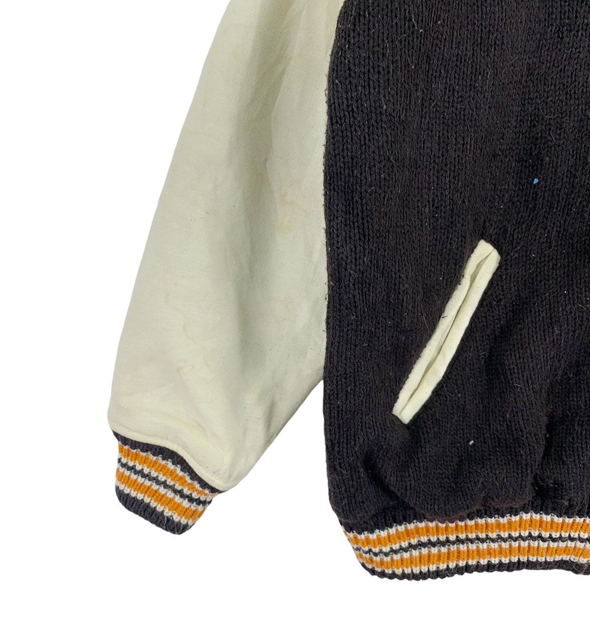 VINTAGE UNIVERSITY OF NORTH CAROLINA COLLEGE VARSITY