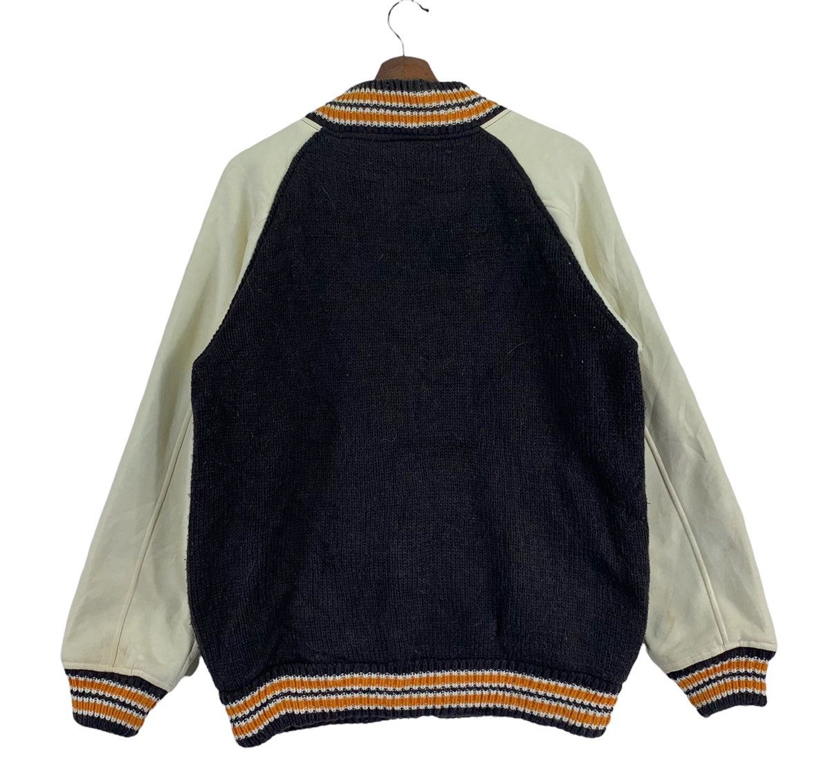 VINTAGE UNIVERSITY OF NORTH CAROLINA COLLEGE VARSITY