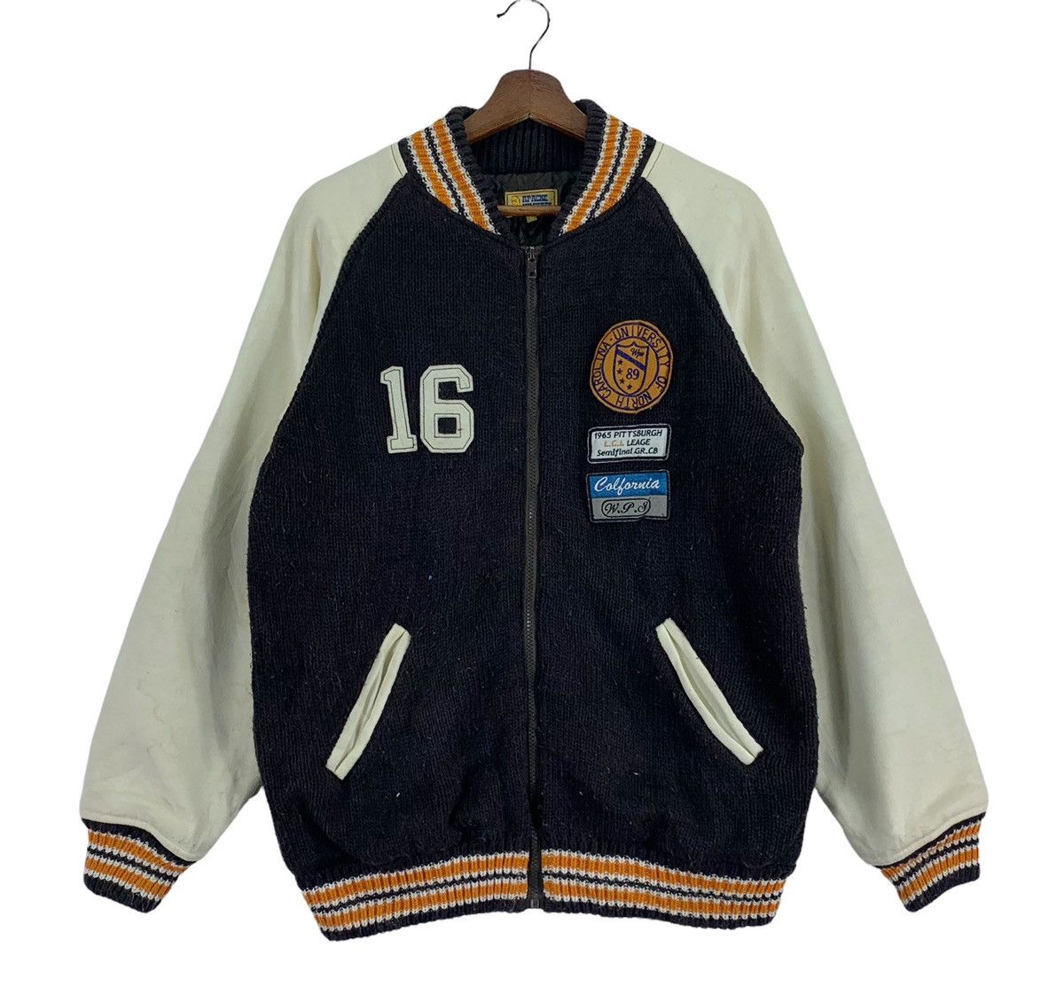VINTAGE UNIVERSITY OF NORTH CAROLINA COLLEGE VARSITY
