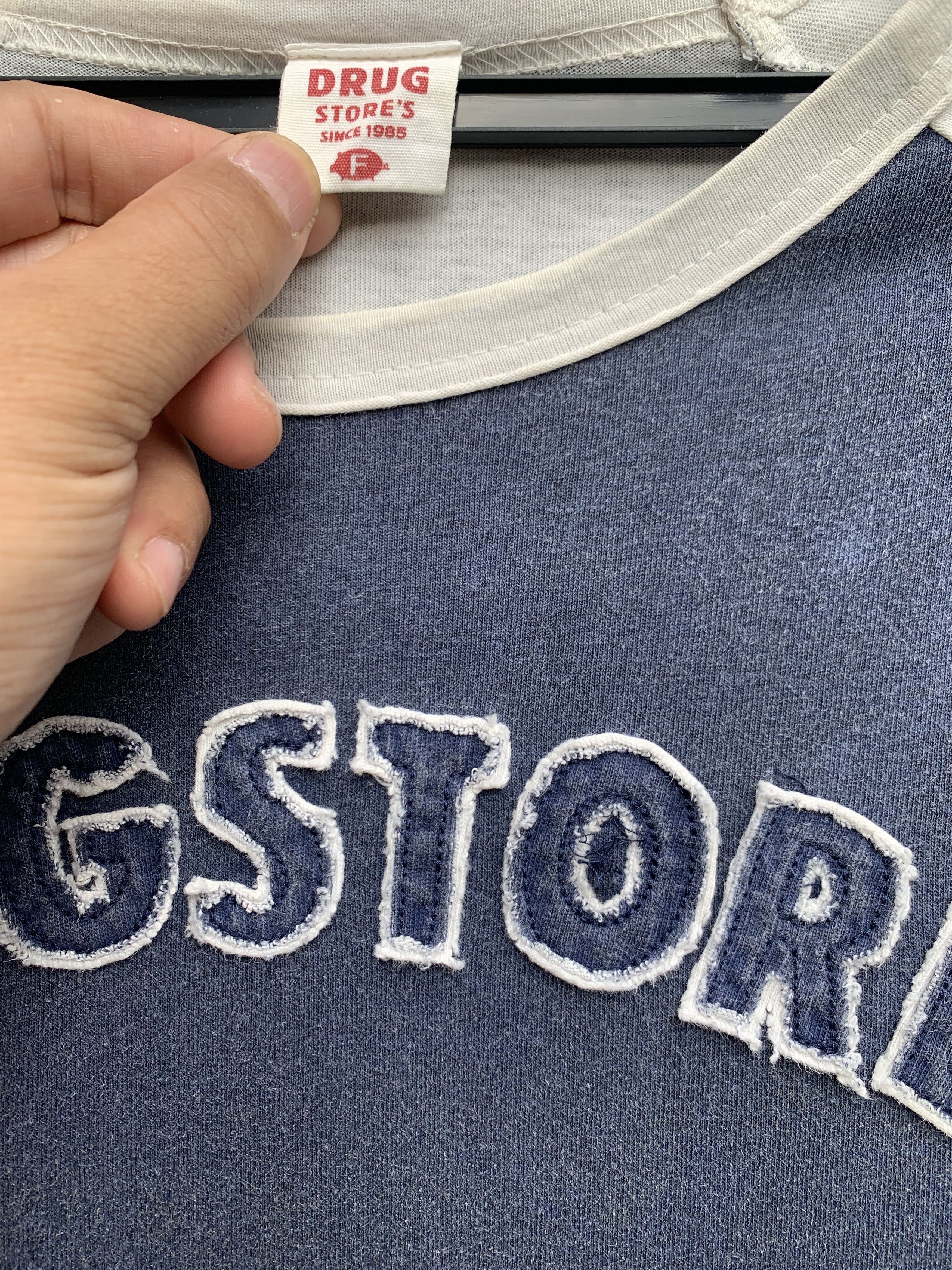 Japanese Brand Drug Store's Spellout 3 Quater Tee Size US L / EU 52-54 / 3 - 3 Thumbnail