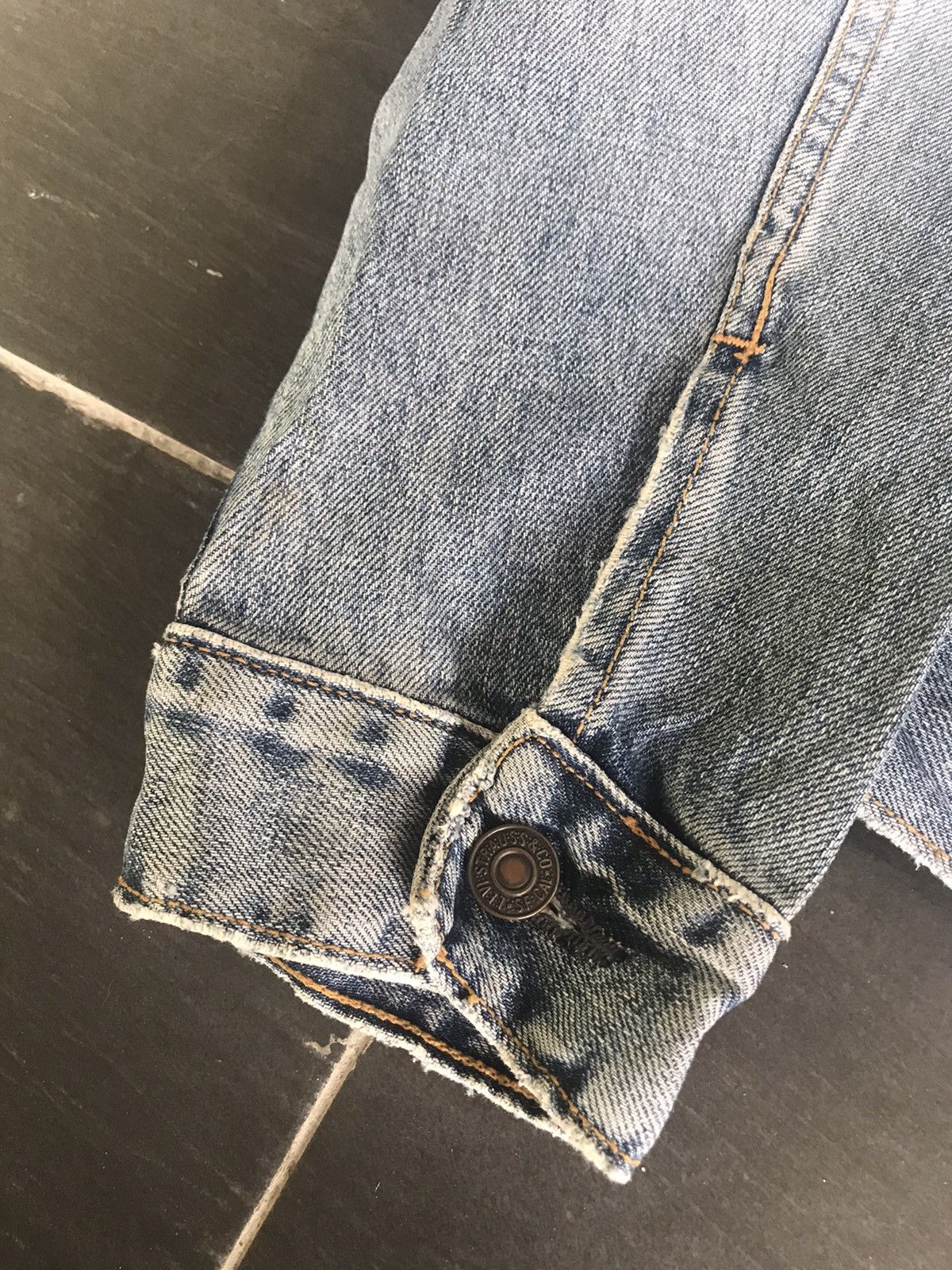Levi's Vintage Clothing Vintage Levi's 70500 Japanese Distressed Denim Jacket Size US L / EU 52-54 / 3 - 12 Thumbnail