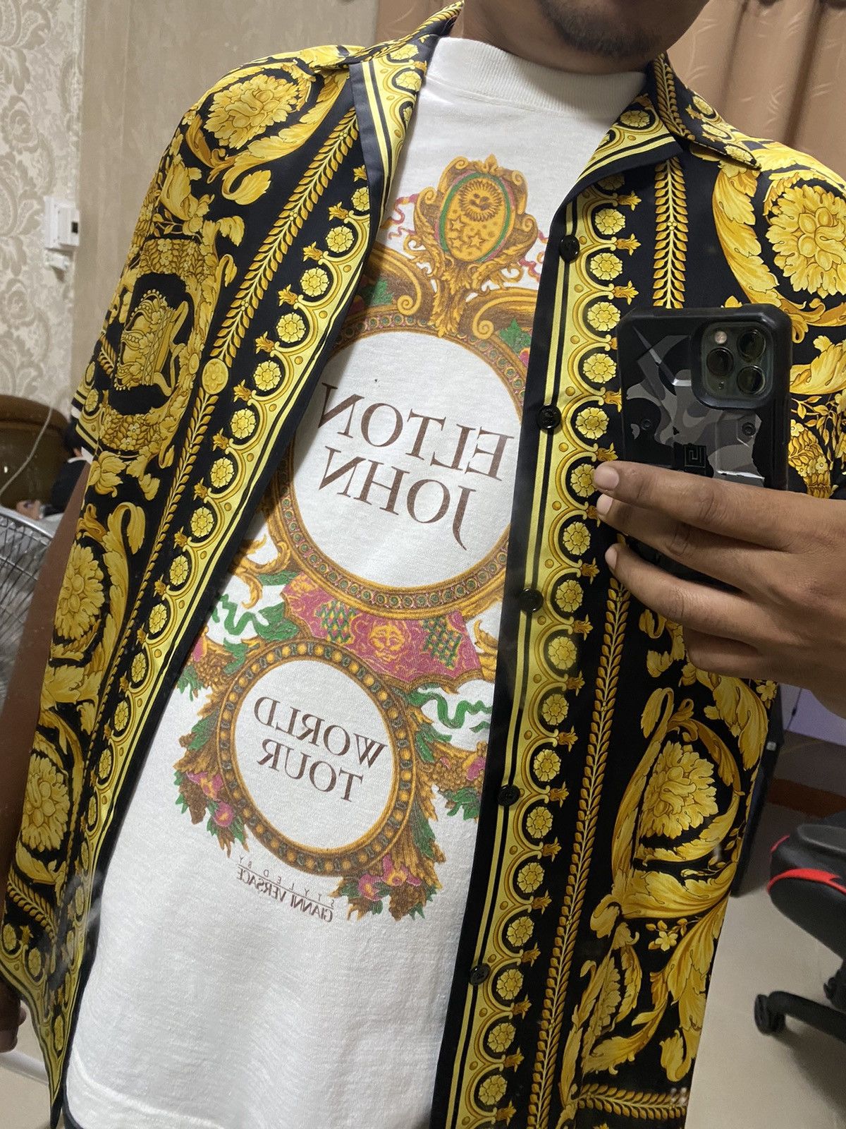 Band Tees × Versace × Vintage Vintage 90s Elton John - Styled By Gianni Versace Size US XL / EU 56 / 4 - 2 Thumbnail