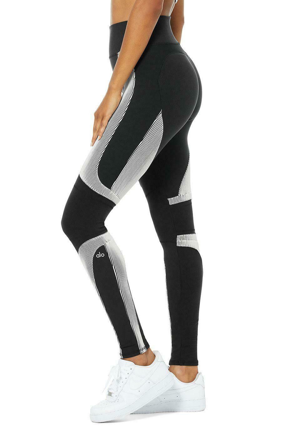 Alo ALO YOGA High Waist Electric Legging Size 30" / US 8 / IT 44 - 8 Thumbnail