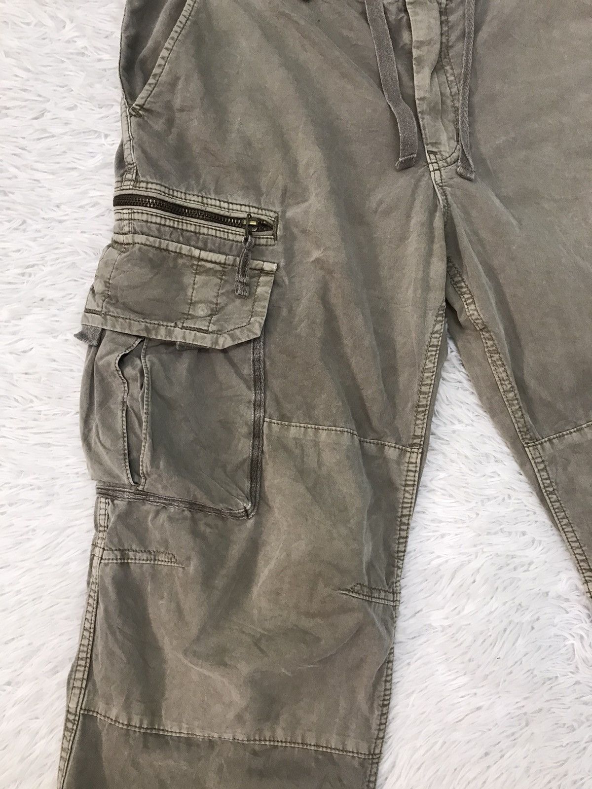 Uniqlo Uniqlo Cargo Multipockets Pant Size US 37 - 6 Thumbnail