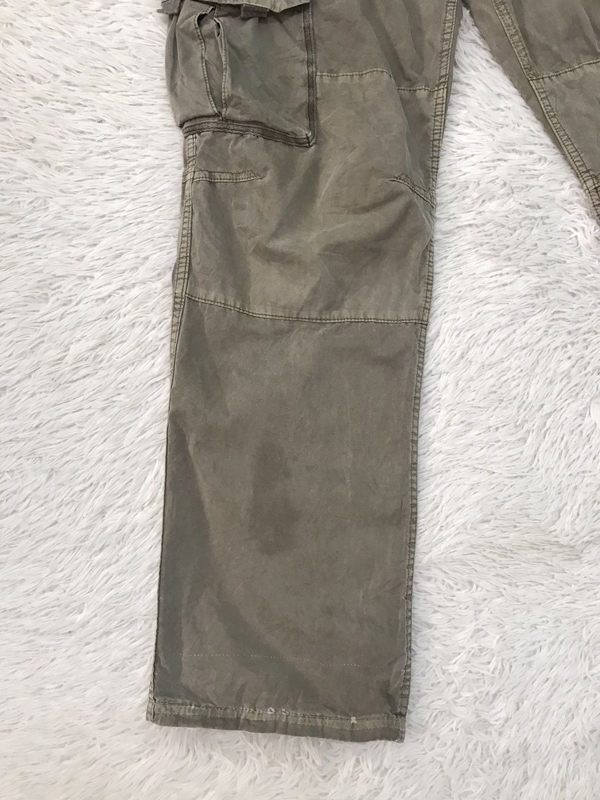 Uniqlo Uniqlo Cargo Multipockets Pant Size US 37 - 3 Thumbnail