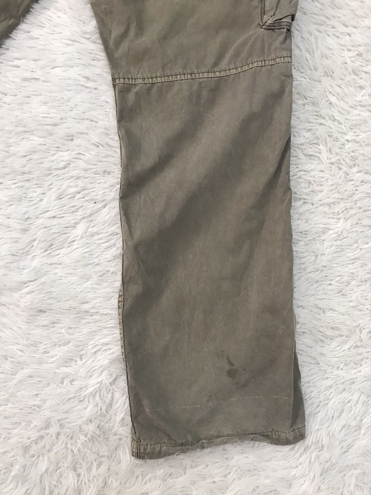 Uniqlo Uniqlo Cargo Multipockets Pant Size US 37 - 12 Thumbnail