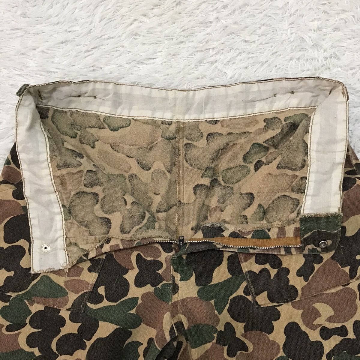 Vintage Vintage Camo Military Pant With Talon Zip & Scovill Button Size US 33 - 16 Thumbnail