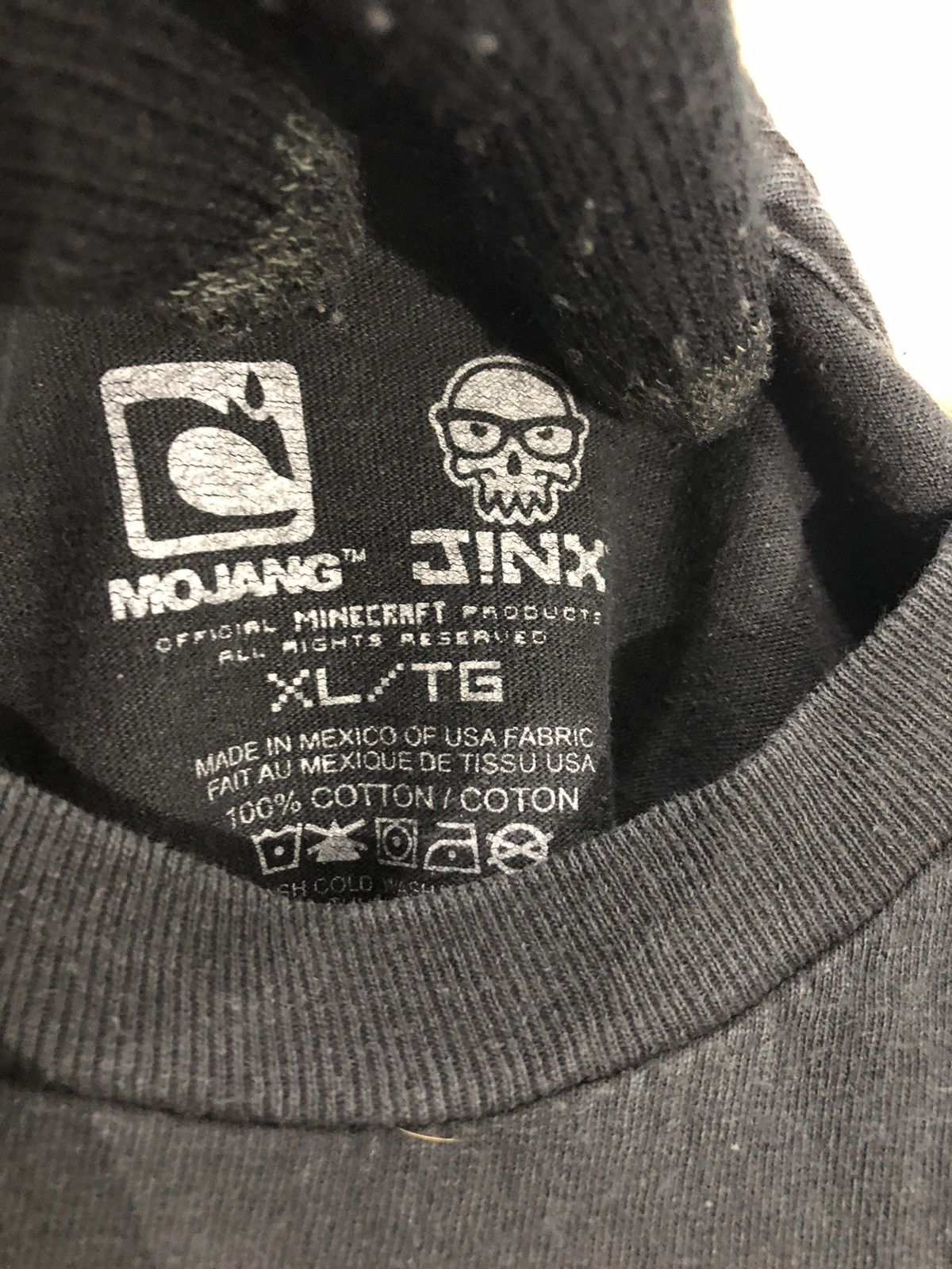 Other Mojang Shirts Size US M / EU 48-50 / 2 - 3 Thumbnail