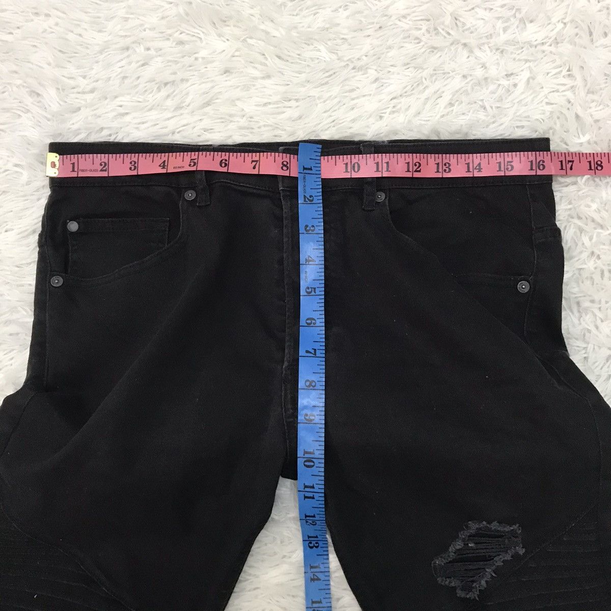 Divided × H&M Skinny Distress H&M Divided Pant Size US 33 - 17 Thumbnail