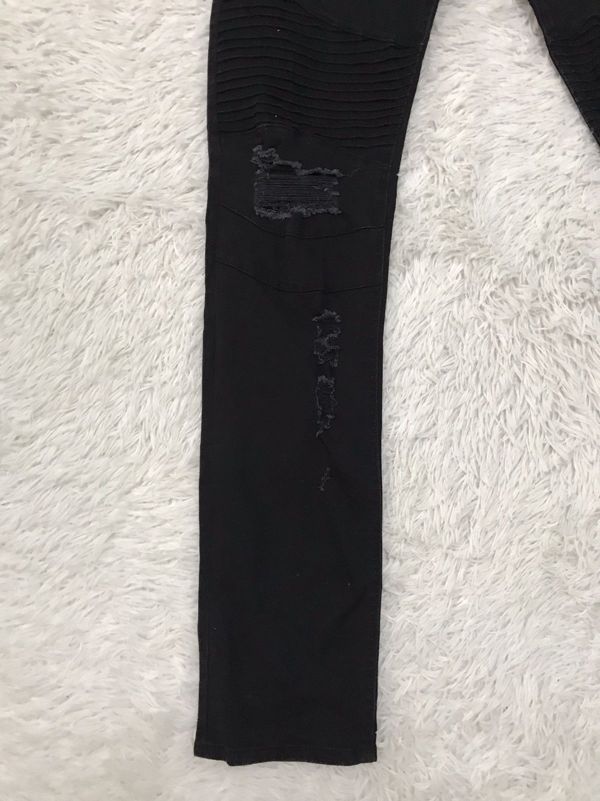 Divided × H&M Skinny Distress H&M Divided Pant Size US 33 - 3 Thumbnail