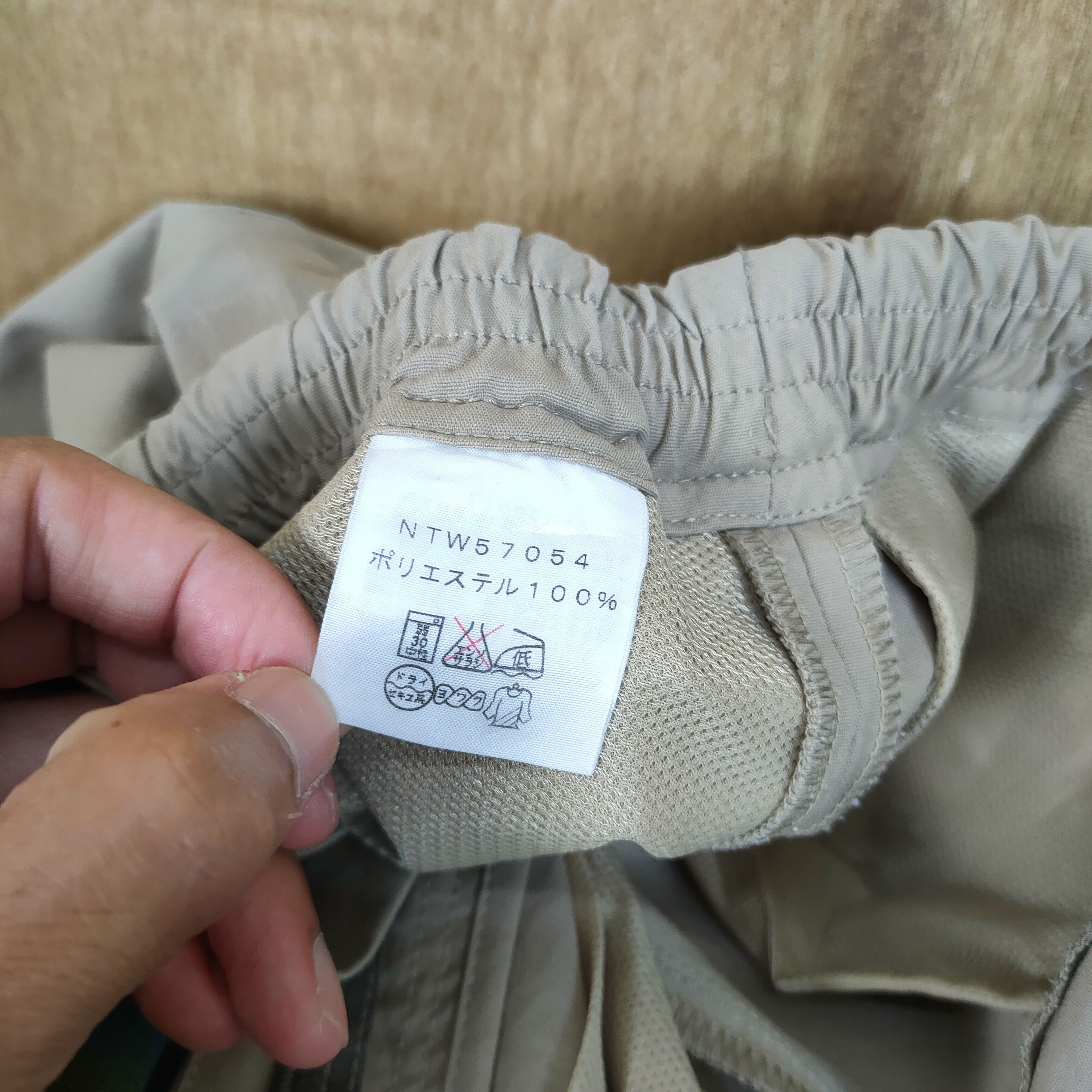 The North Face SIZE 24!! THE NORTH FACE CARGO PANTS Size US 26 / EU 42 - 12 Thumbnail