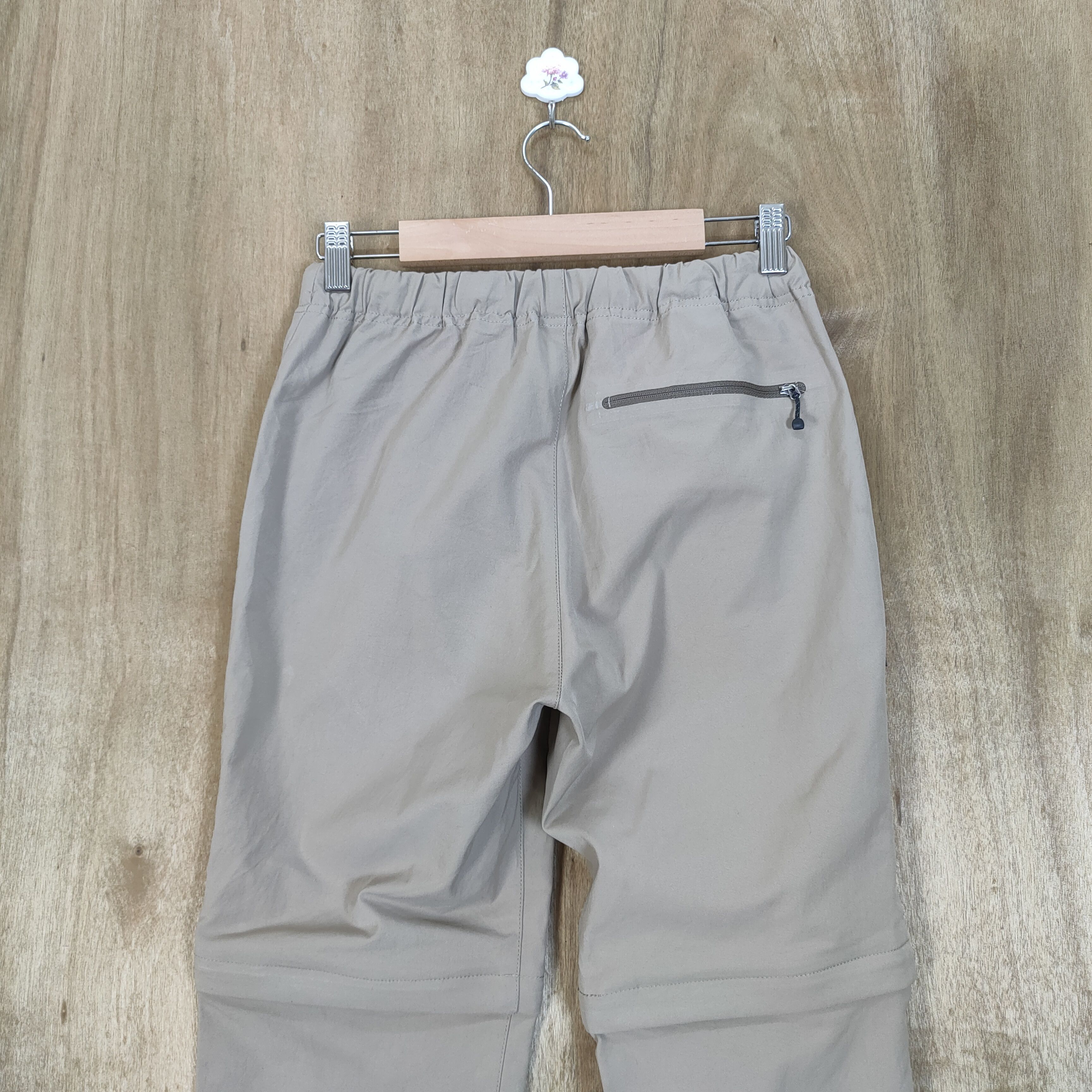 The North Face SIZE 24!! THE NORTH FACE CARGO PANTS Size US 26 / EU 42 - 8 Thumbnail