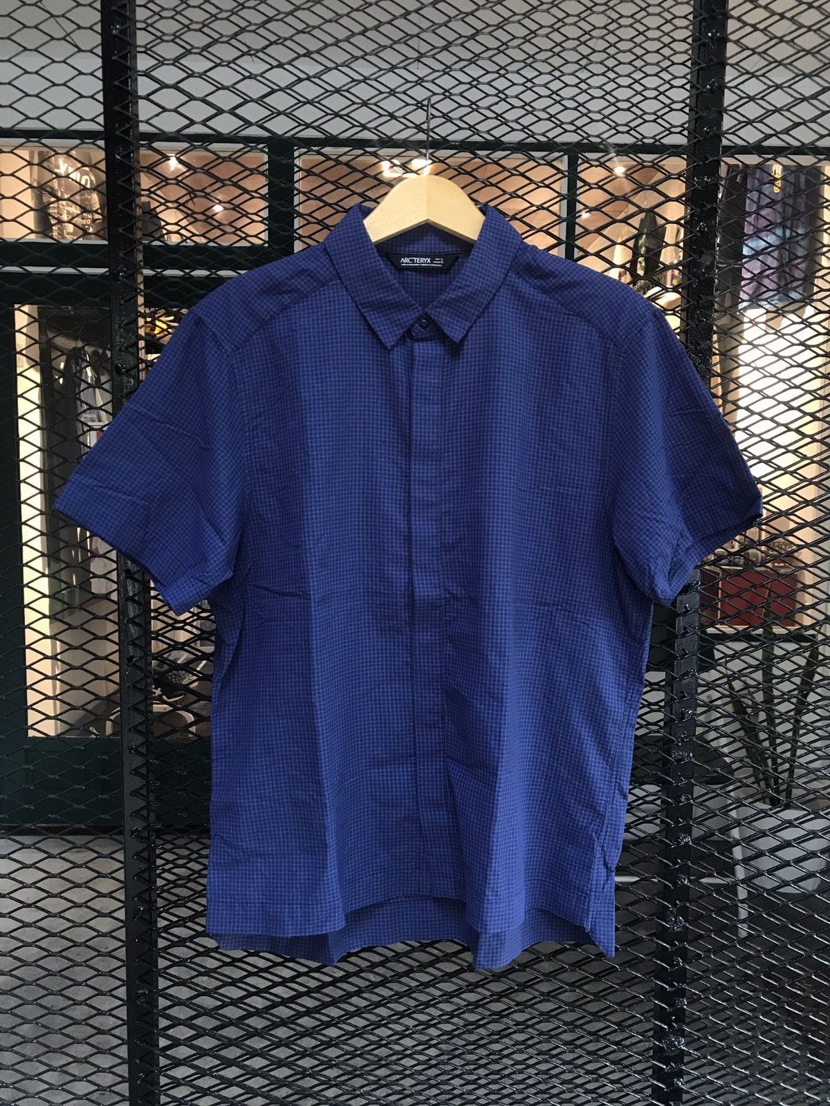Arc'teryx ARC’TERYX SHORT SLEEVE SHIRT Size US L / EU 52-54 / 3 - 1 Thumbnail