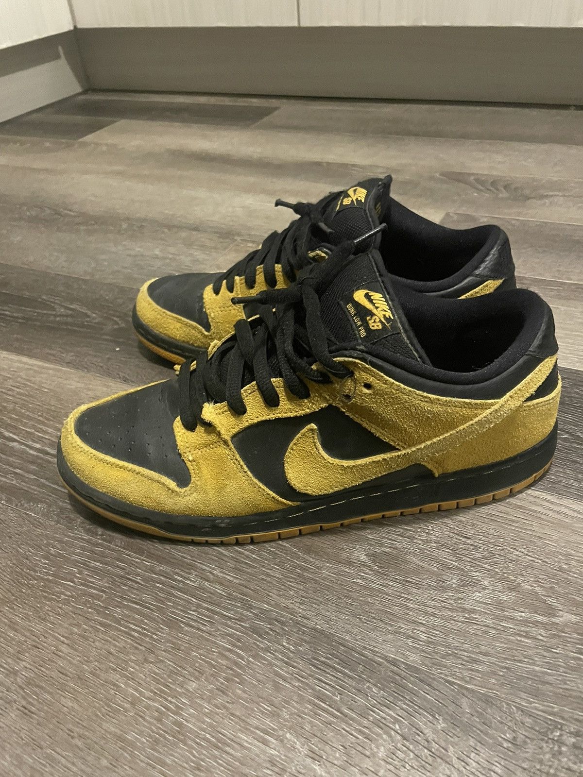 NIKE DUNK LOW PRO SB iowa Dunk Low Pro Sb Iowa University Black