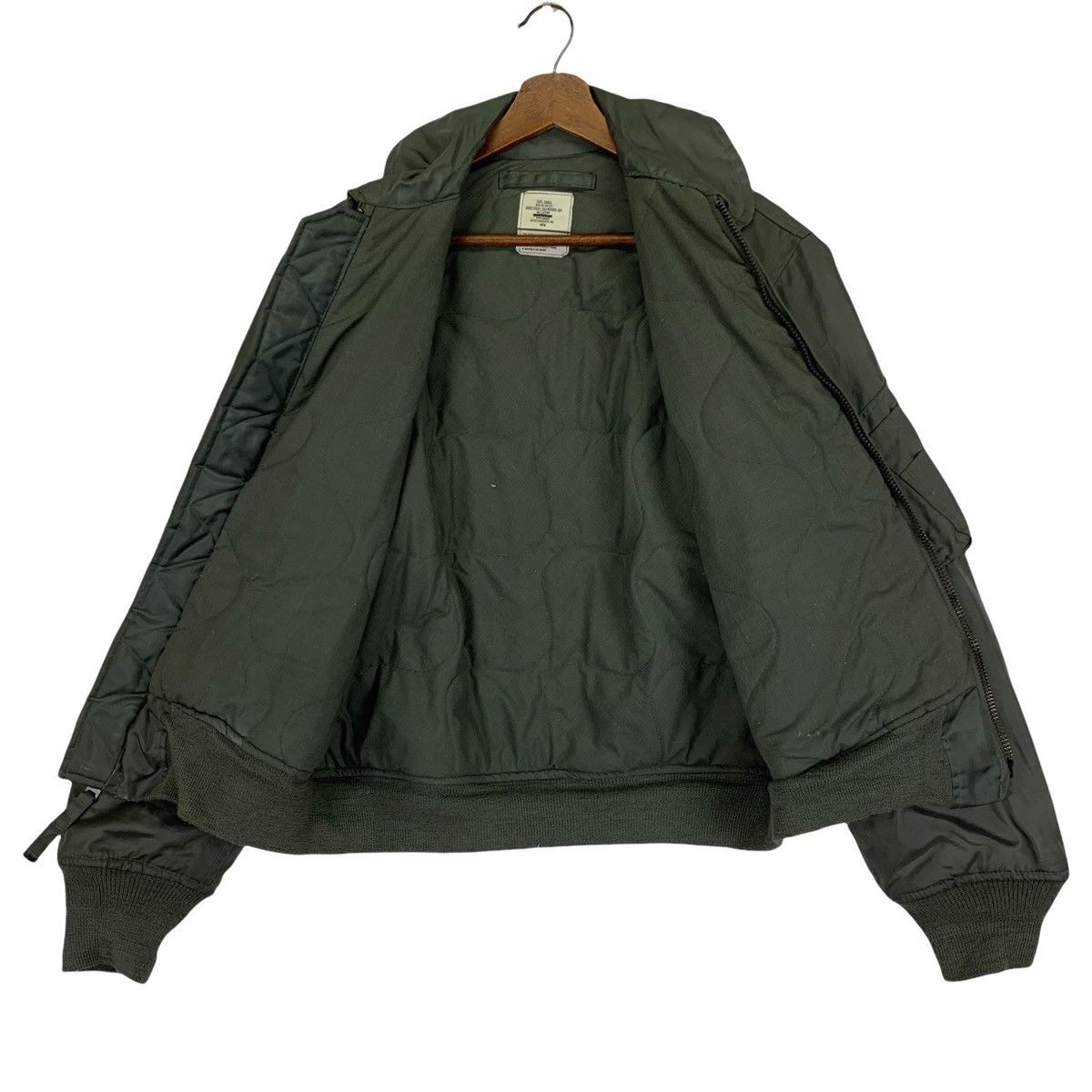 Alpha Industries Alpha Industries Ma-1 Flight Bomber Jacket Size US S / EU 44-46 / 1 - 5 Thumbnail