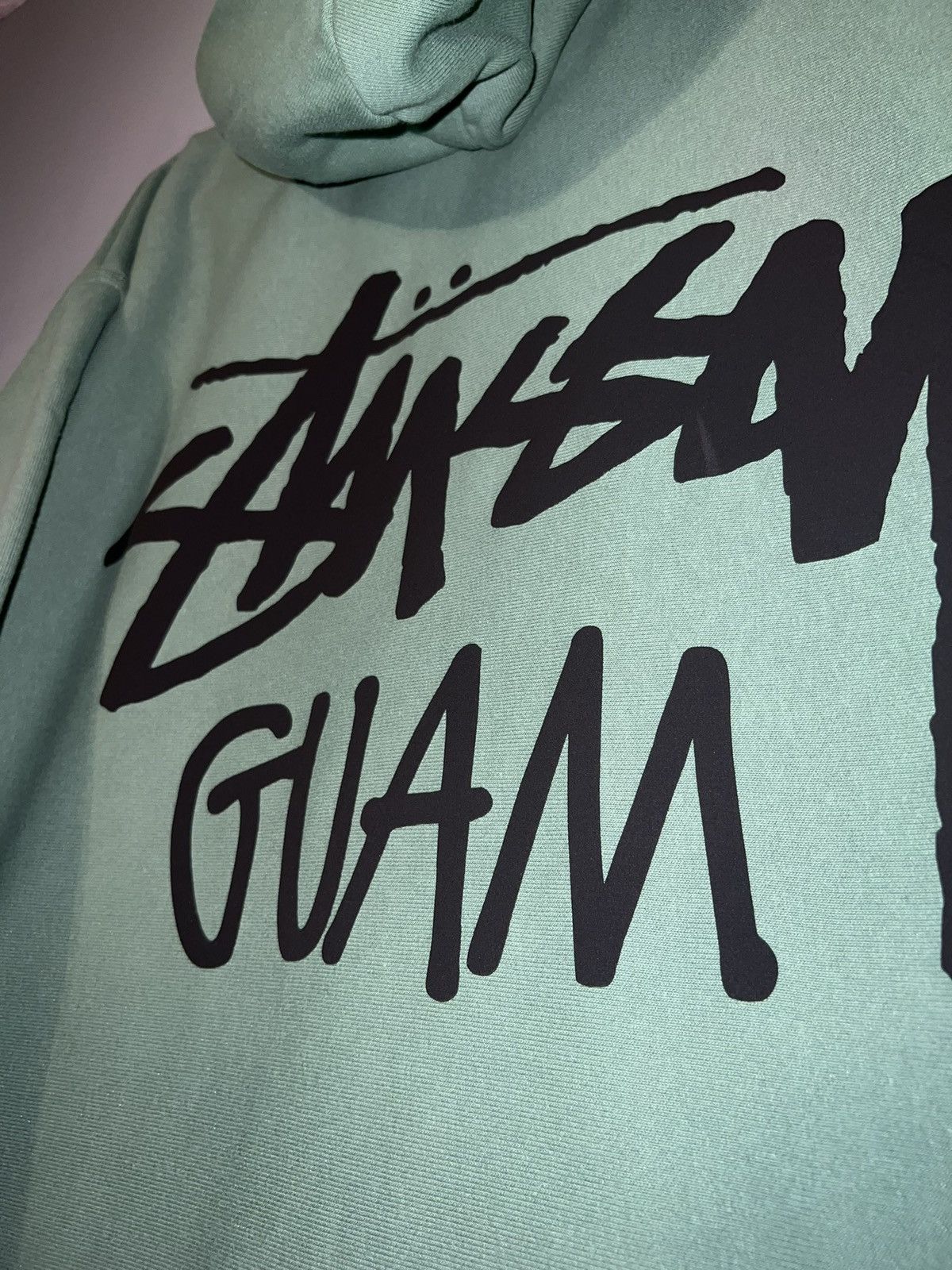 STUSSY hotsell GUAM HOODIE RARE