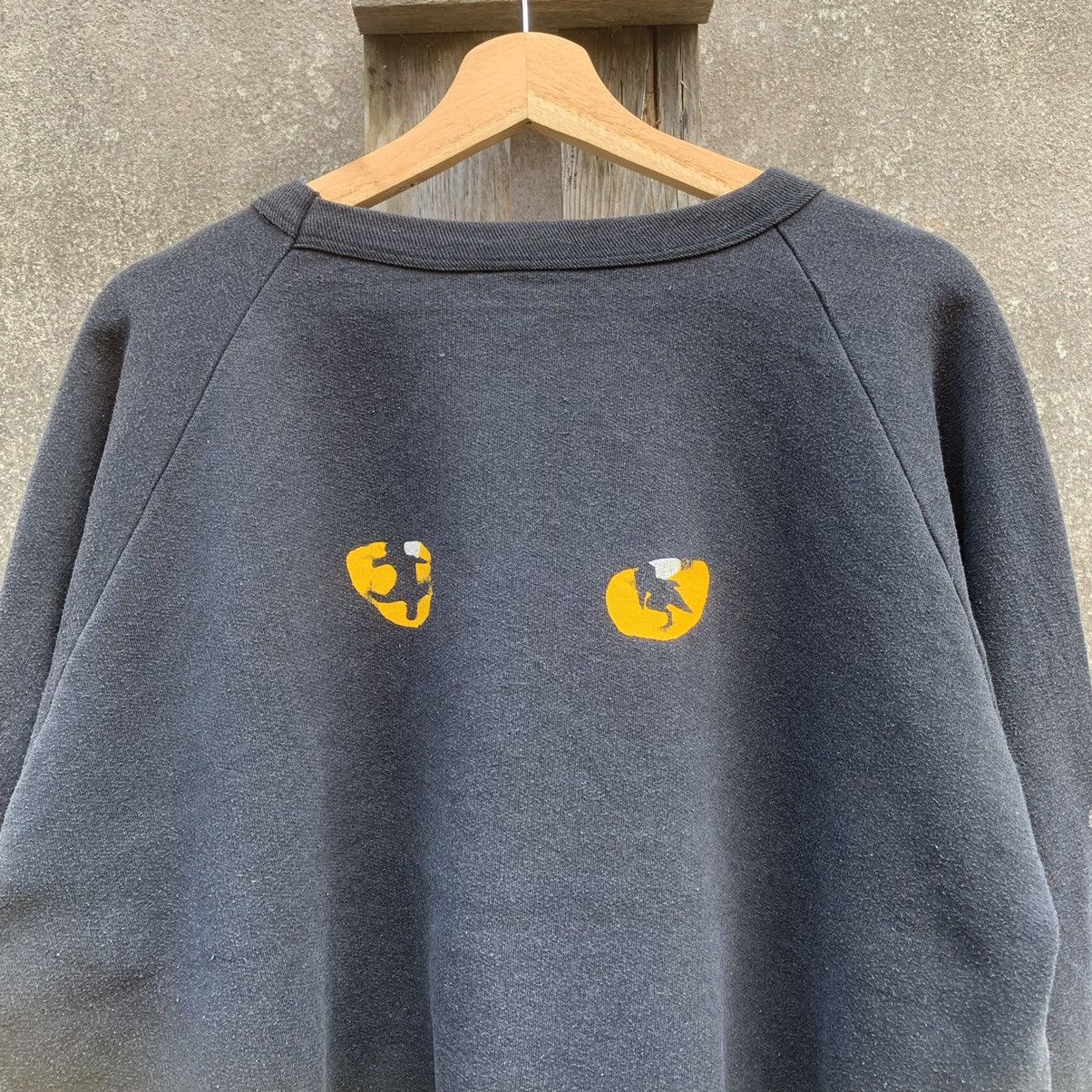 Vintage 1981 Vintage Cats Crewneck Baggy Sweater Faded Pullover Size US XL / EU 56 / 4 - 11 Thumbnail