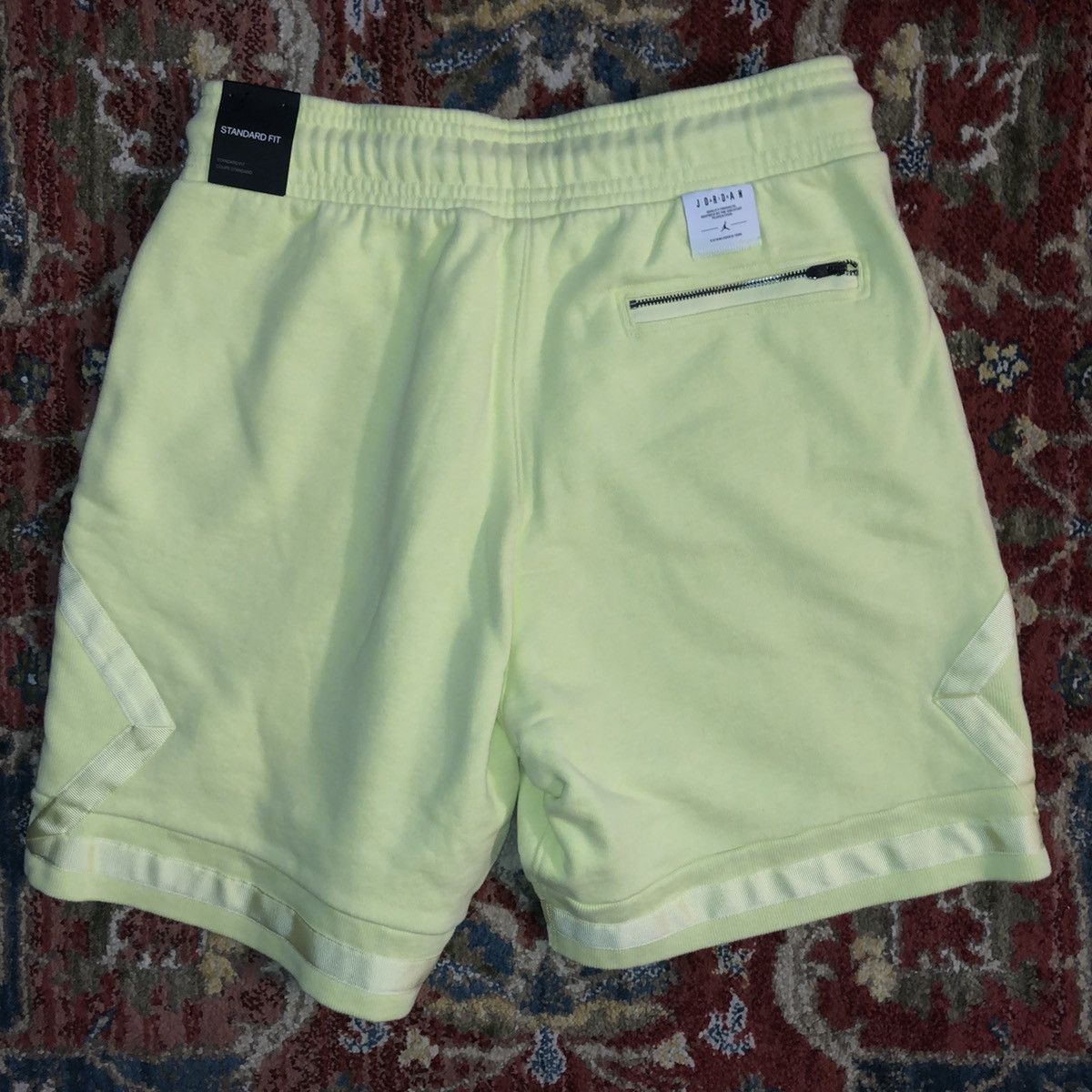 Jordan Brand × Nike Nike Jordan Sample Shorts (Size Large) Size US 35 - 4 Thumbnail