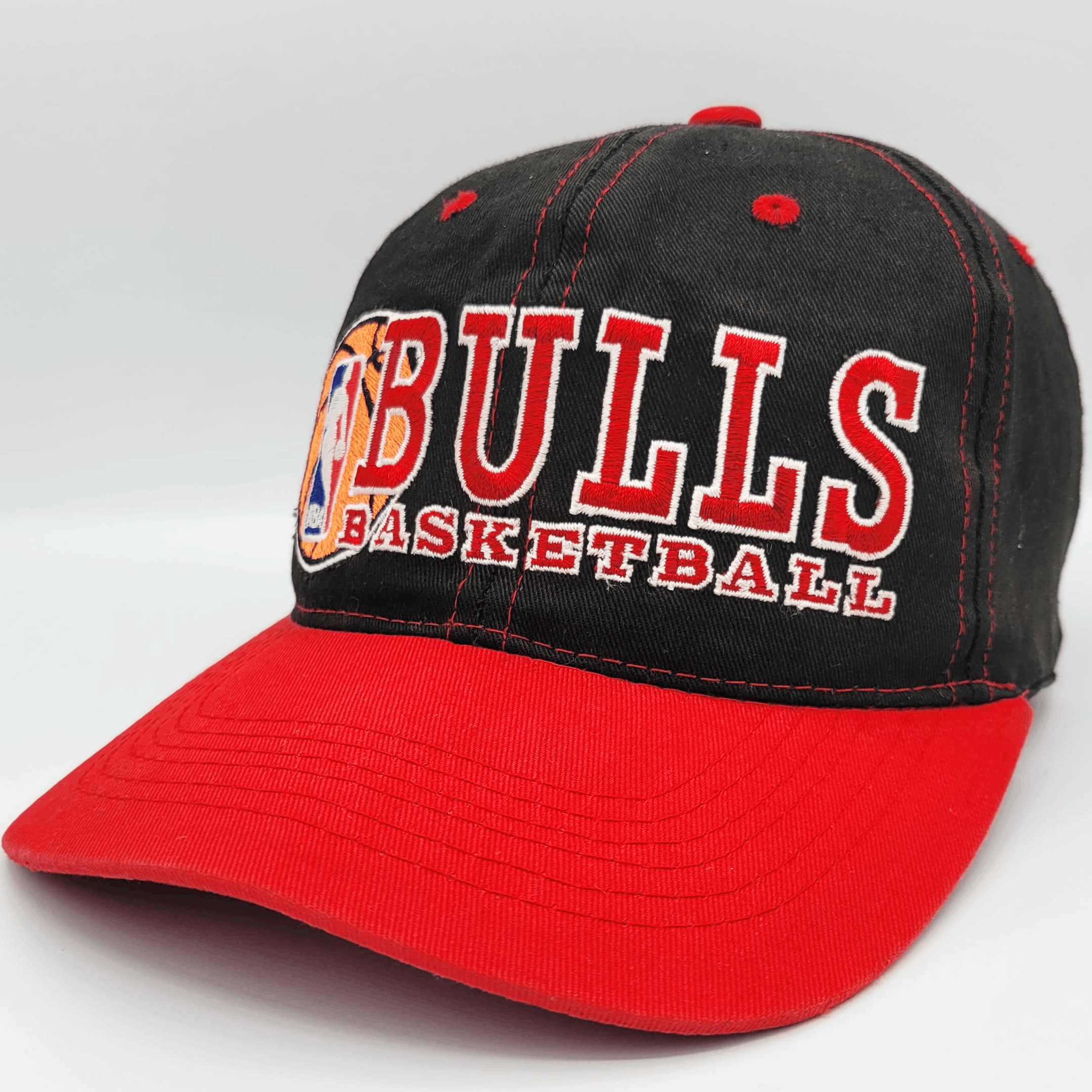 Chicago Bulls Vintage 90s Champion Snapback Hat