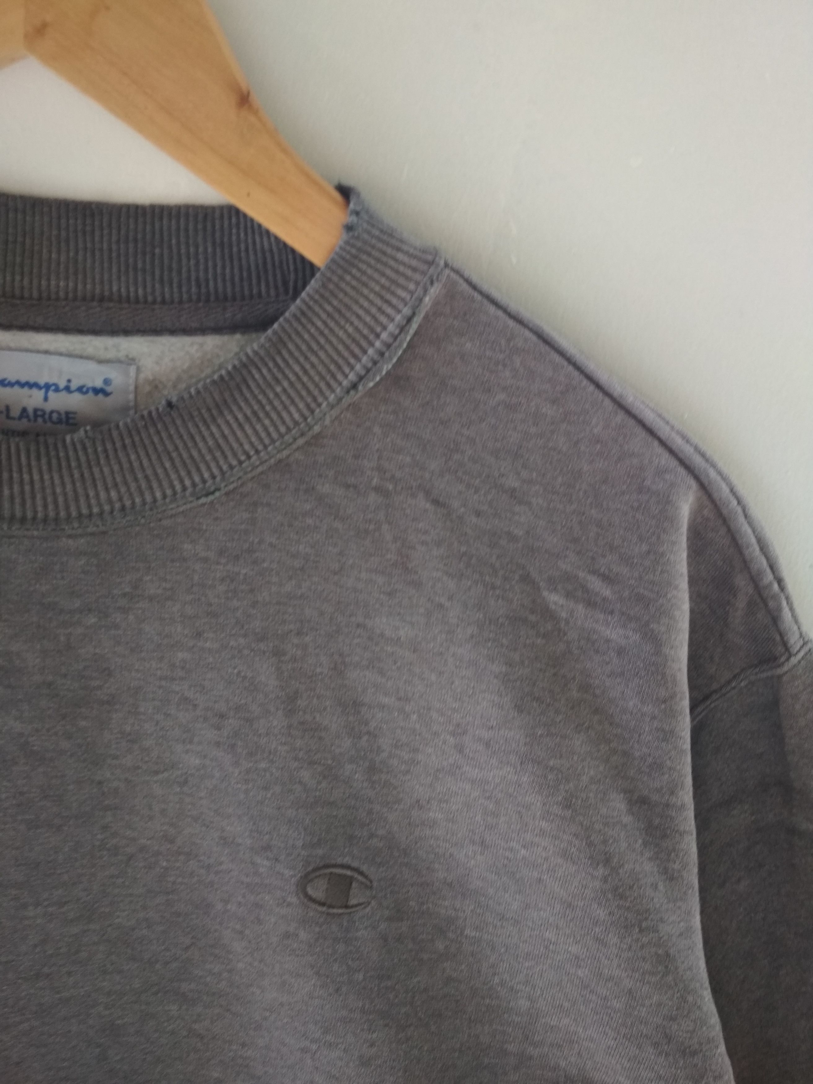 Champion VINTAGE CHAMPION SMALL EMBROIDERY LOGO SWEATSHIRT Size US XL / EU 56 / 4 - 3 Thumbnail