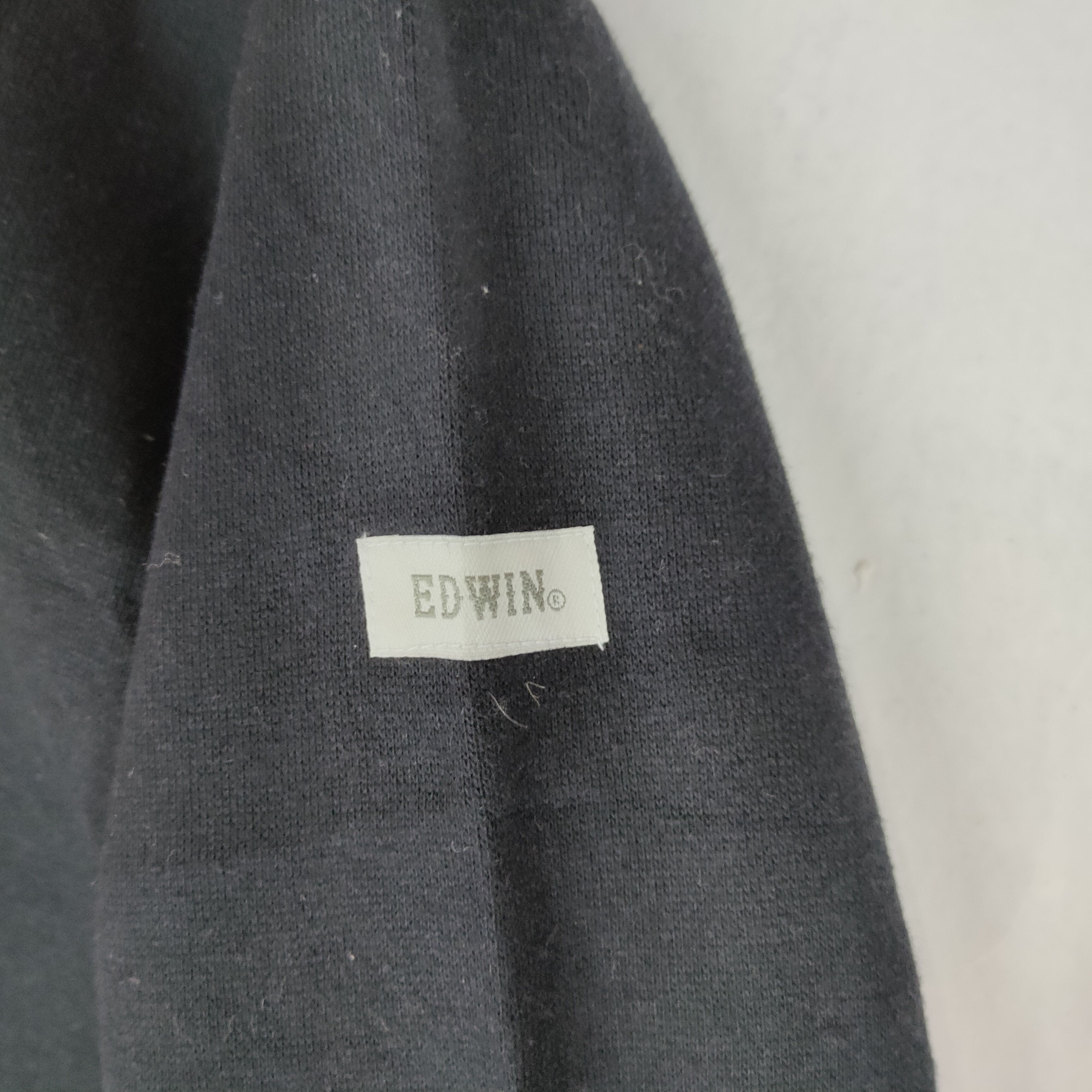 Edwin EDWIN Plain Style Patches on Sleeve Medium Size Sweatshirt Size US M / EU 48-50 / 2 - 2 Thumbnail