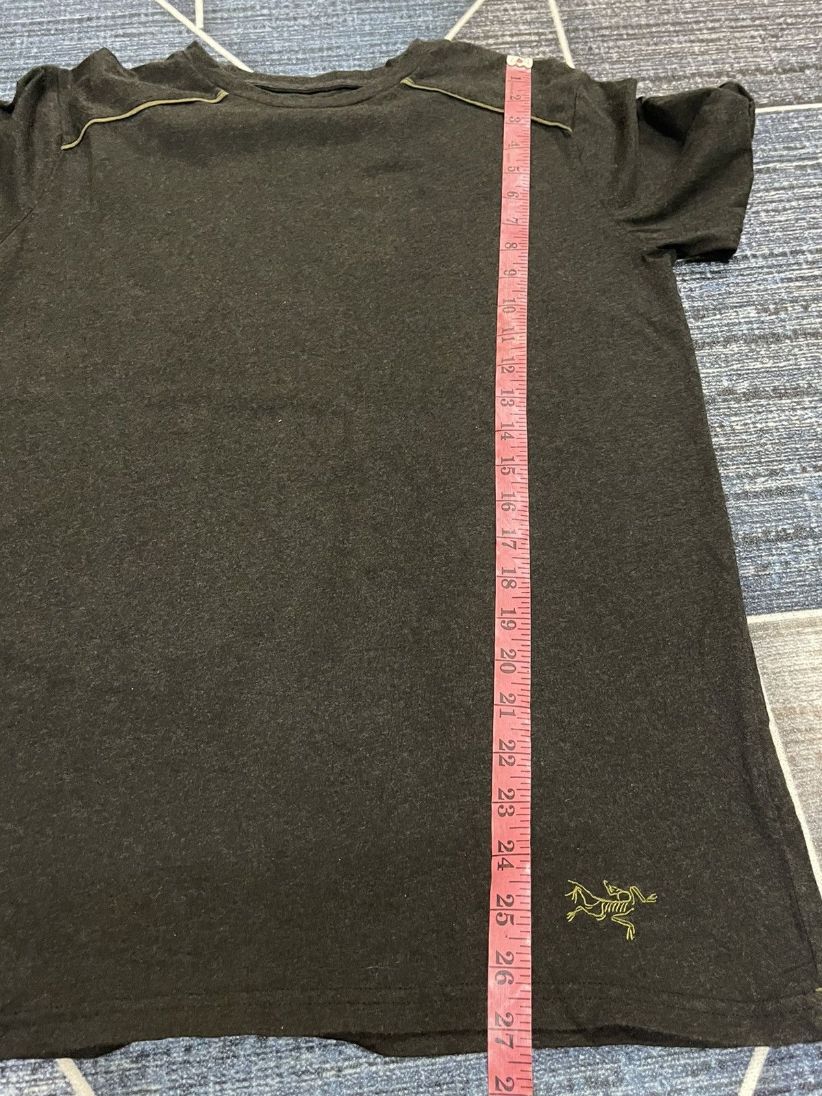 Arc'teryx ARCTERYX SMALL LOGO T-SHIRT Size US M / EU 48-50 / 2 - 11 Thumbnail