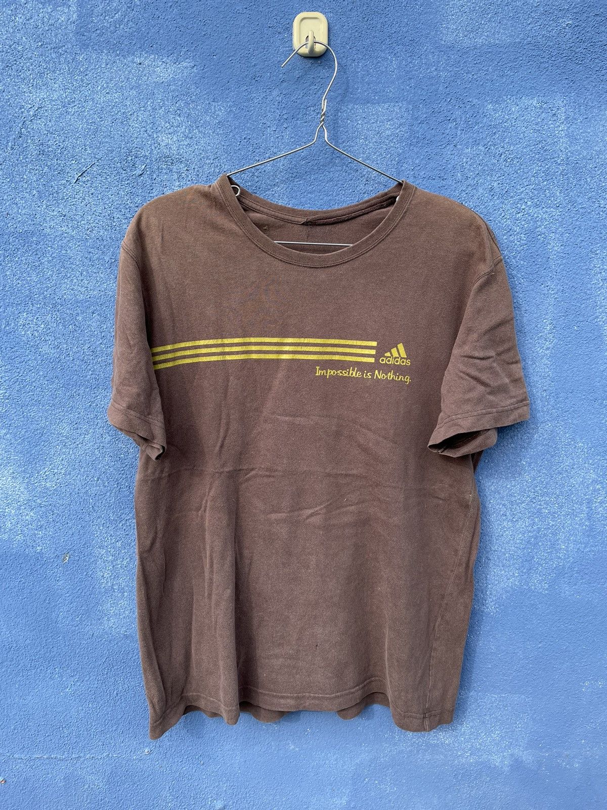 Adidas Vintage Adidas Impossible Is Nothing Tee x Descente Size US M / EU 48-50 / 2 - 1 Thumbnail