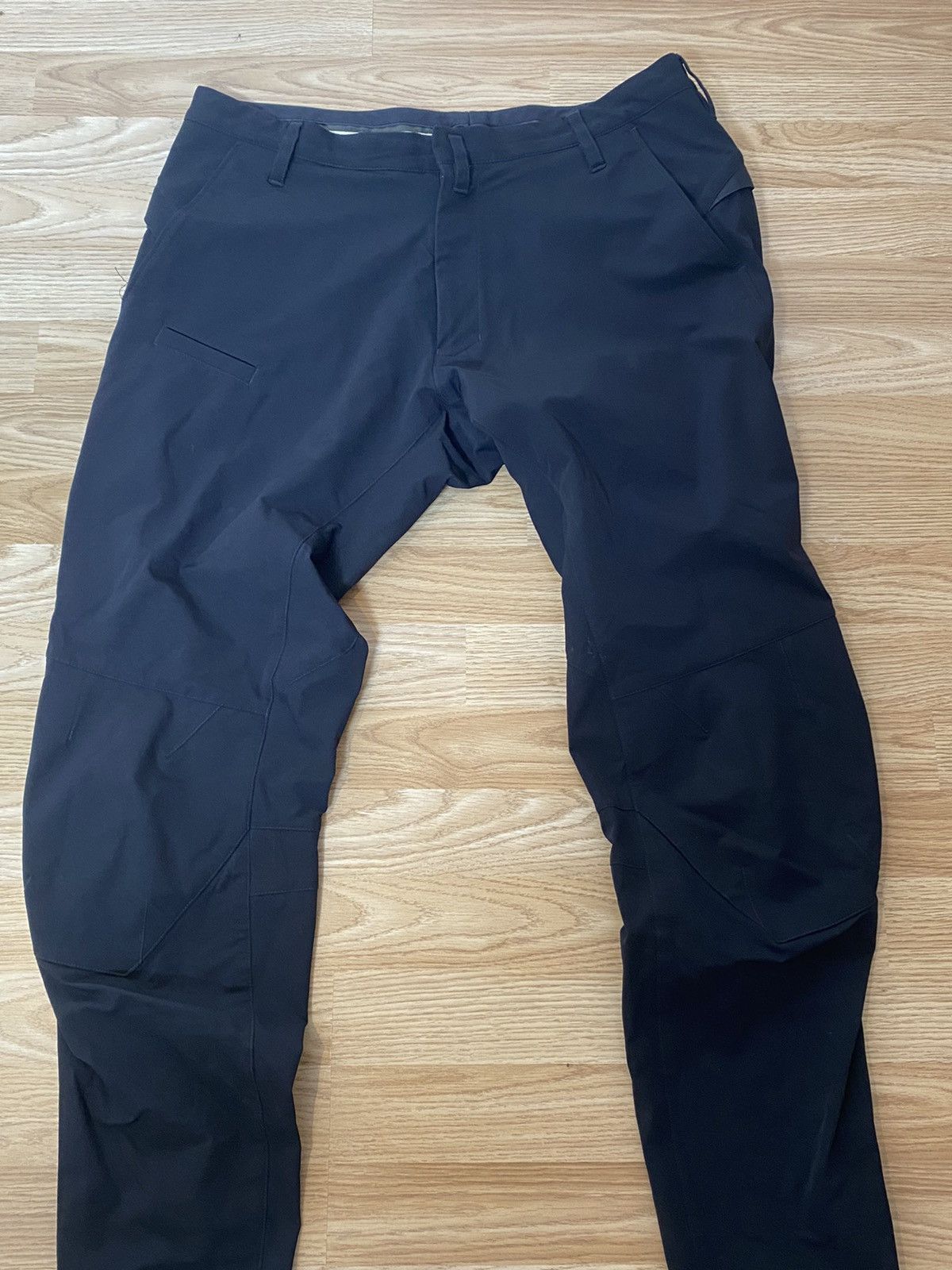 Acronym Acronym P10-DS Size US 34 / EU 50 - 1 Thumbnail