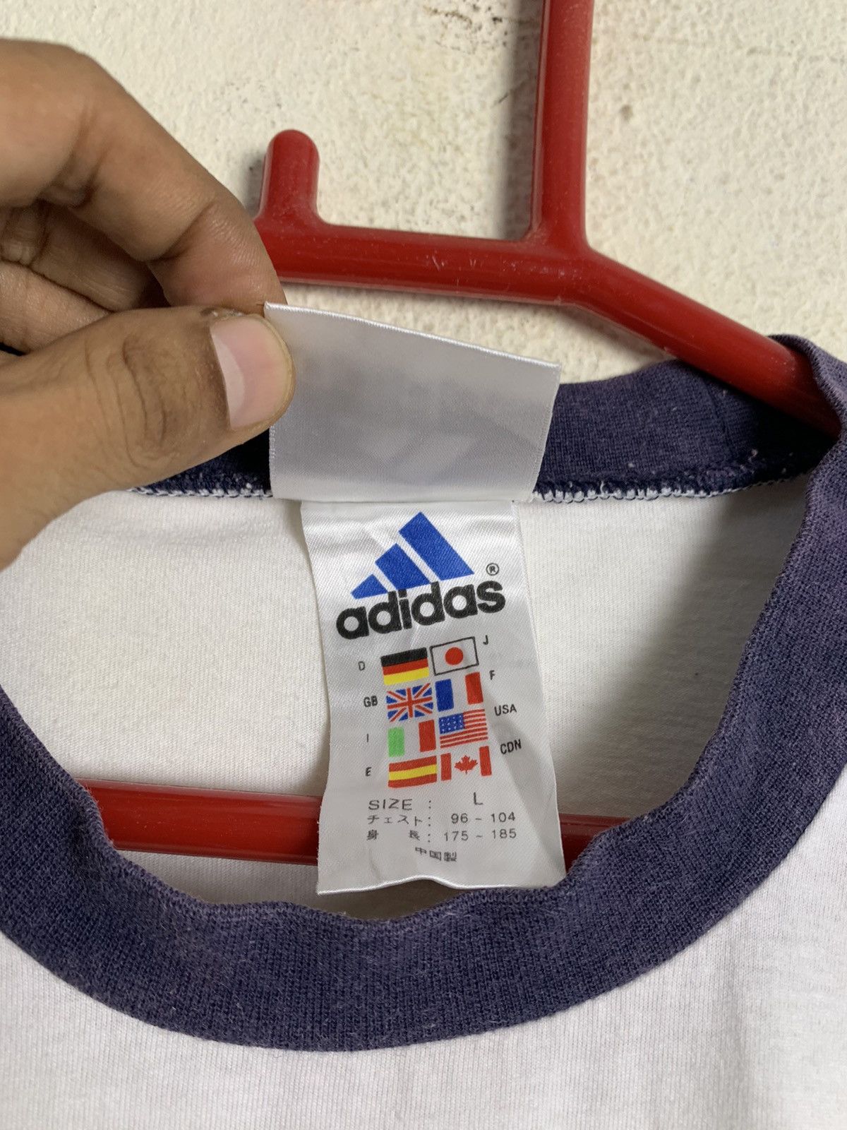 Adidas Vintage Adidas Triple Mask Tshirt Size US M / EU 48-50 / 2 - 11 Thumbnail