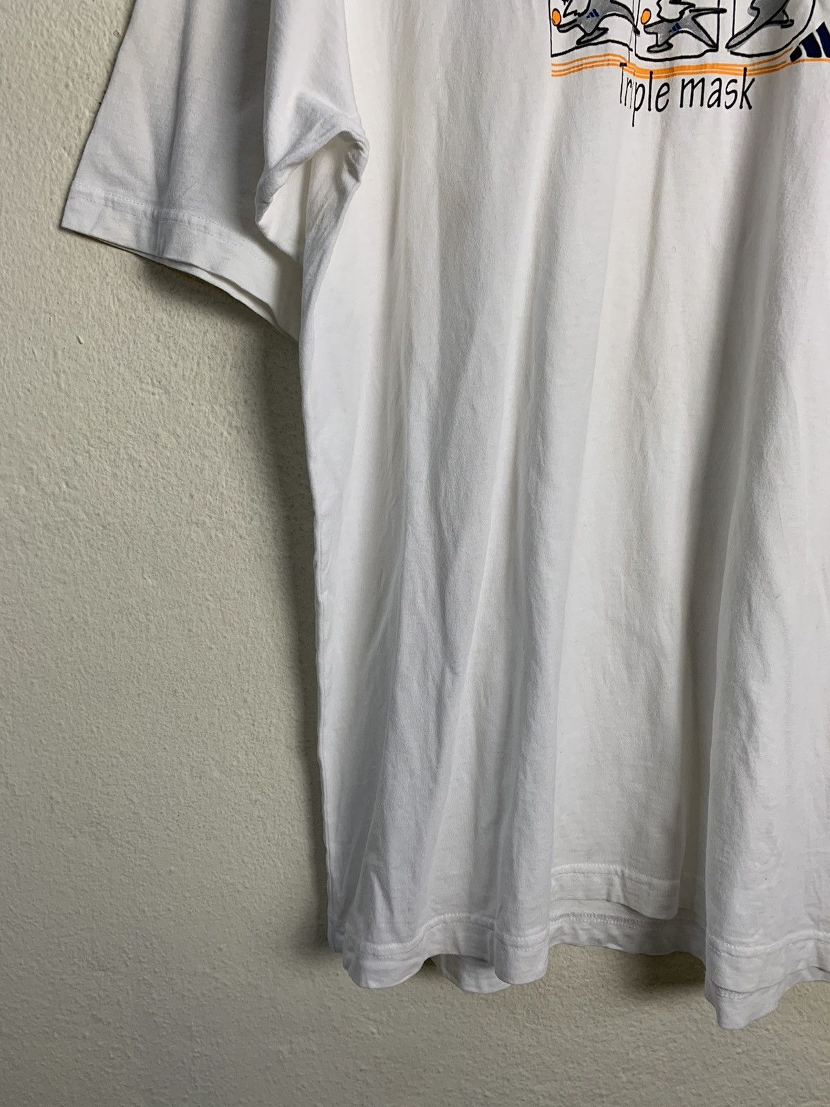 Adidas Vintage Adidas Triple Mask Tshirt Size US M / EU 48-50 / 2 - 3 Thumbnail