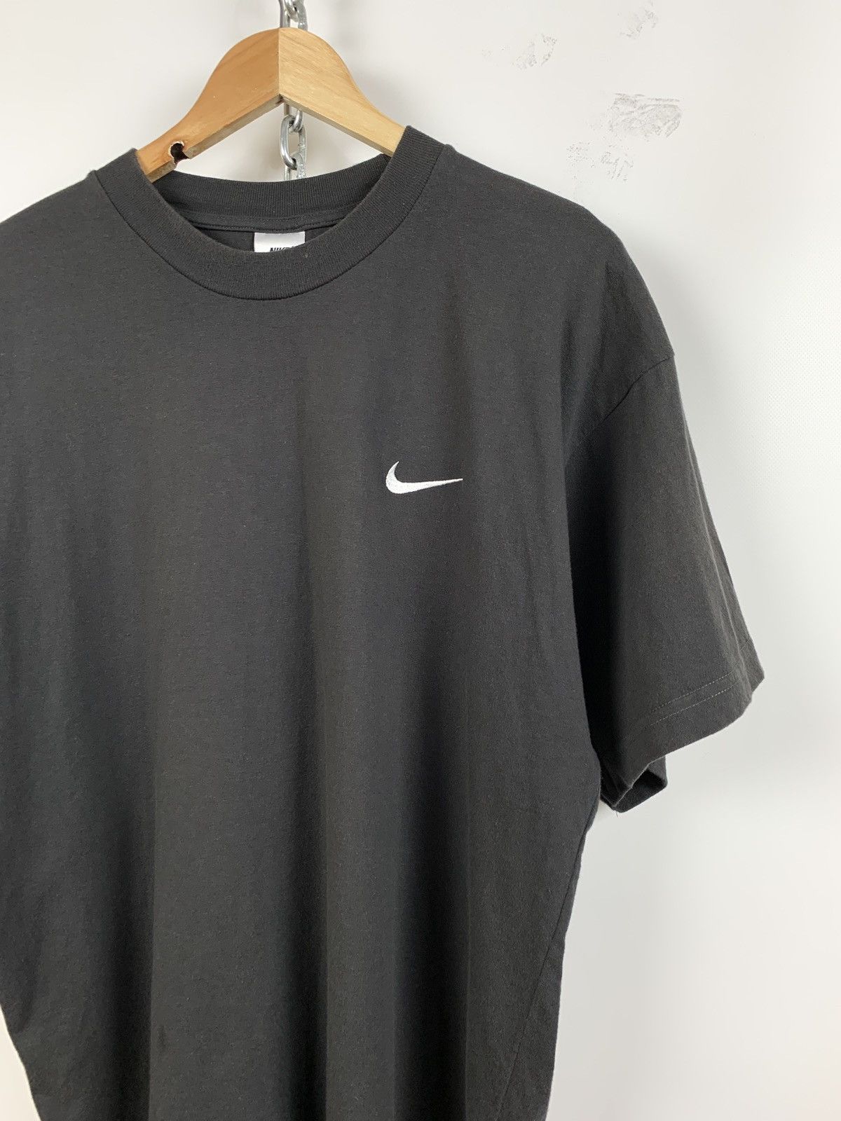 Nike 90s Vintage Nike Mini Swoosh Grey T-Shirt Size US L / EU 52-54 / 3 - 3 Thumbnail